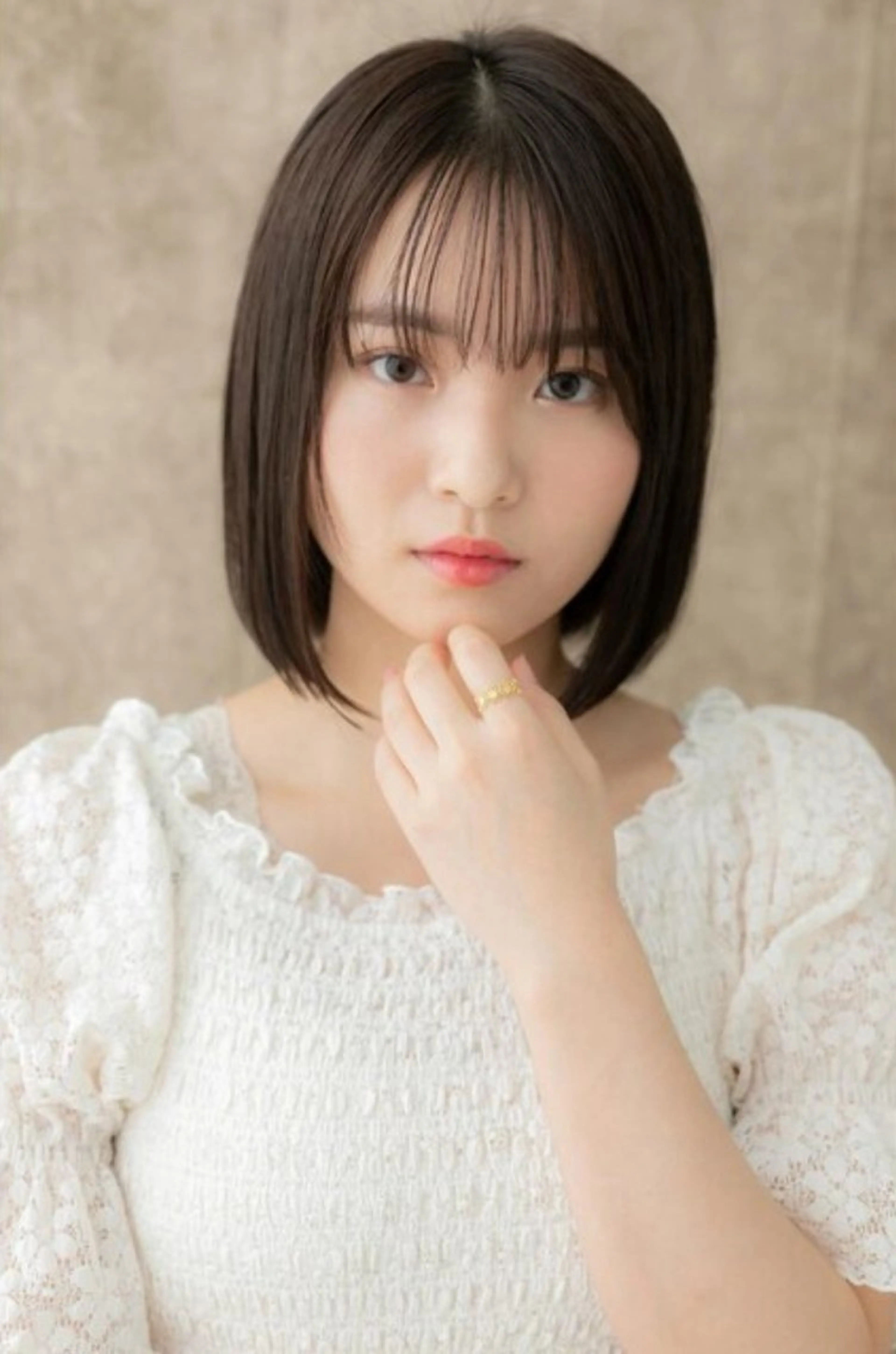 ミディアム カット くびれ&切りっぱボブ 得意👍佐藤歩のヘアスタイル