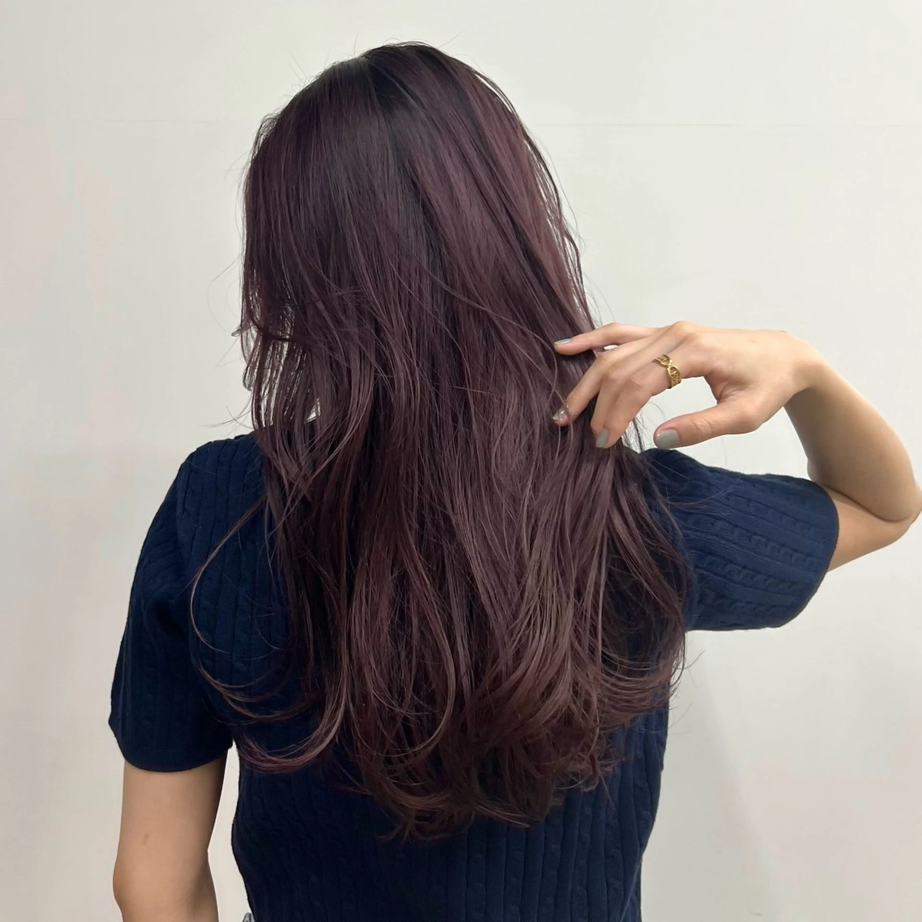 ロング カラー ヘアカラー トリートメント 清水愛果/オリーブ カラー/透明感カラーのヘアスタイル