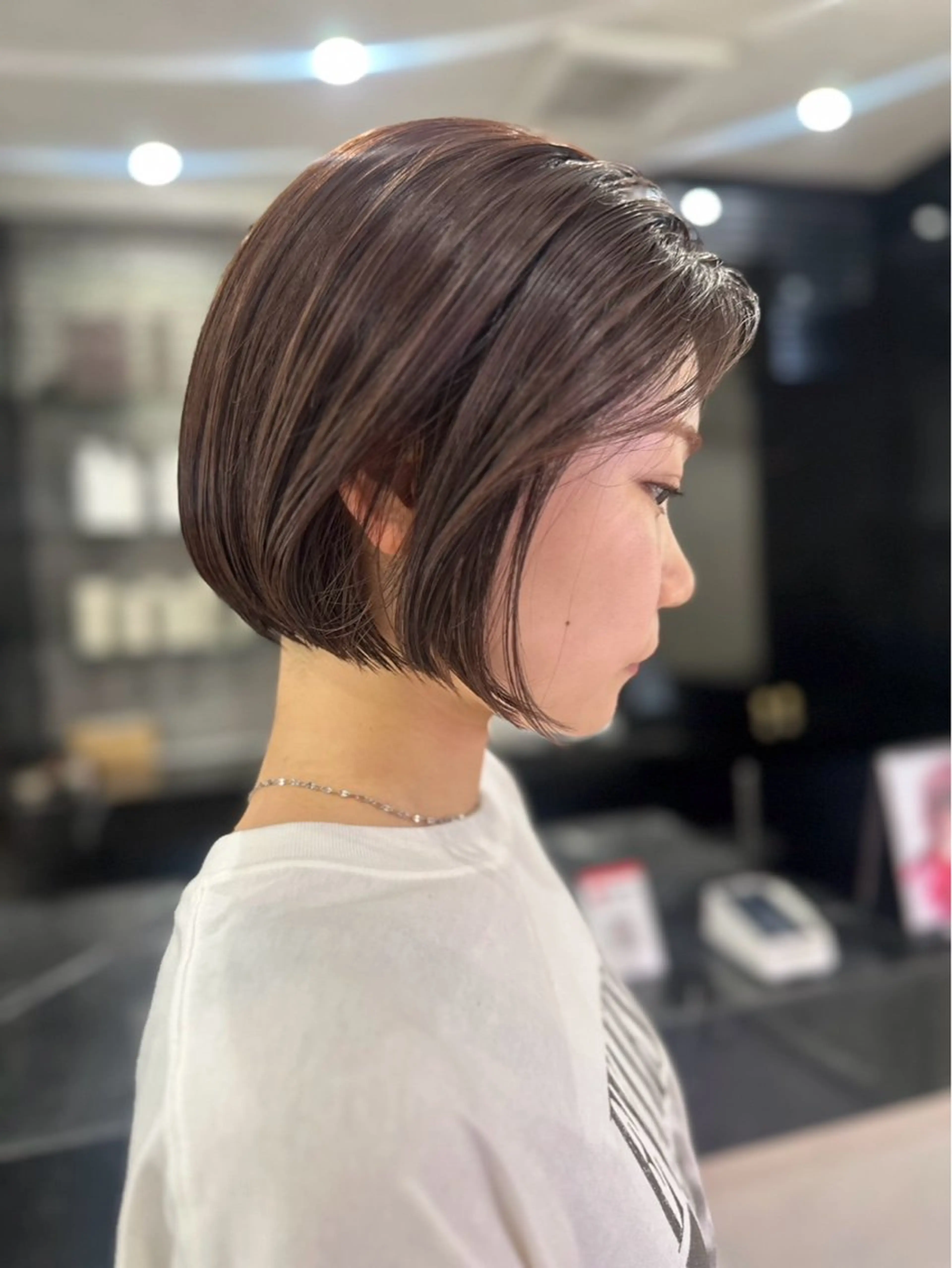 ショート カラー レイヤー/グレージュ 🫧久屋🫧YURIのヘアスタイル