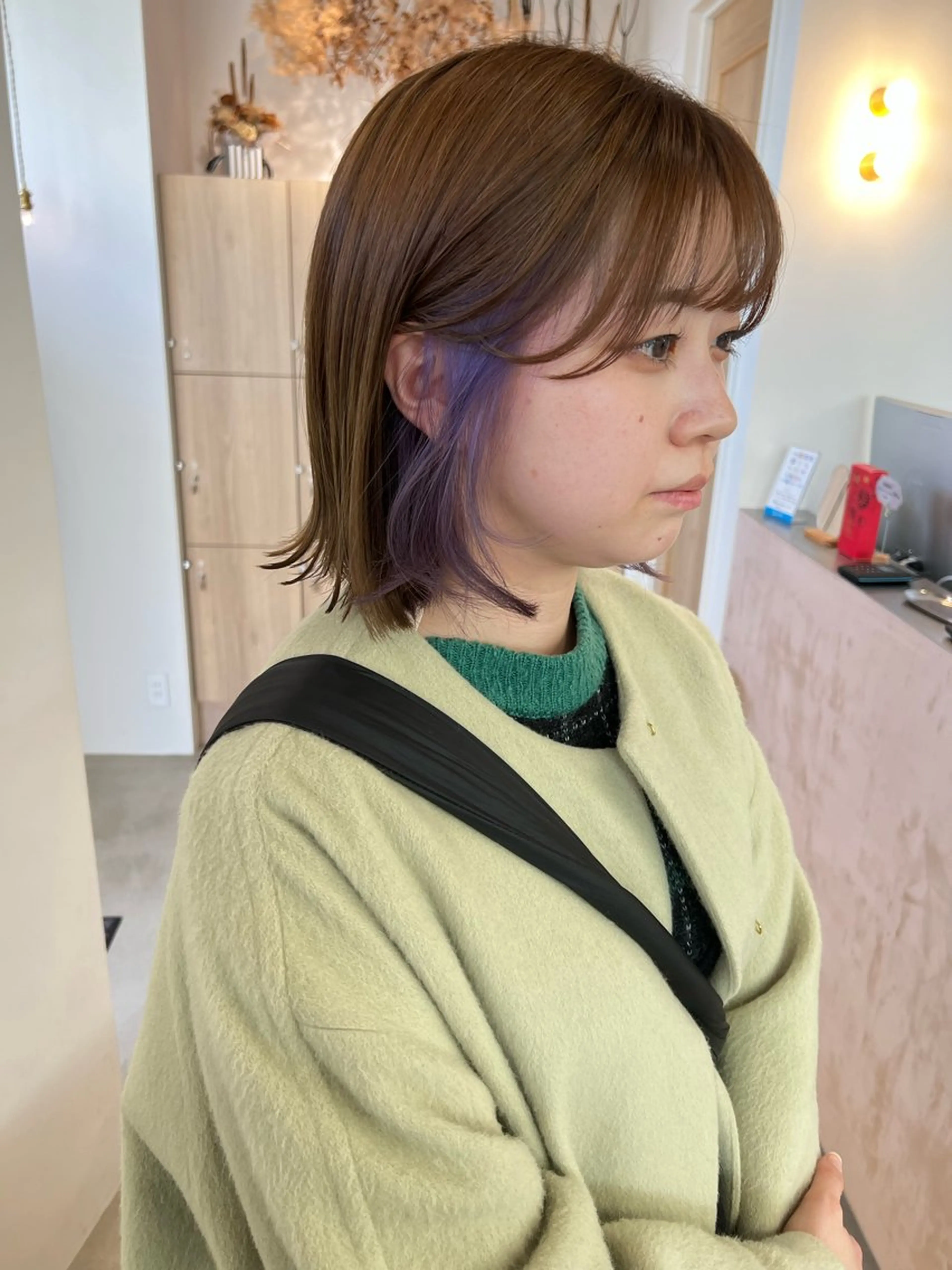 ミディアム カット ヘアカラー トリートメント vince. moekoのヘアスタイル