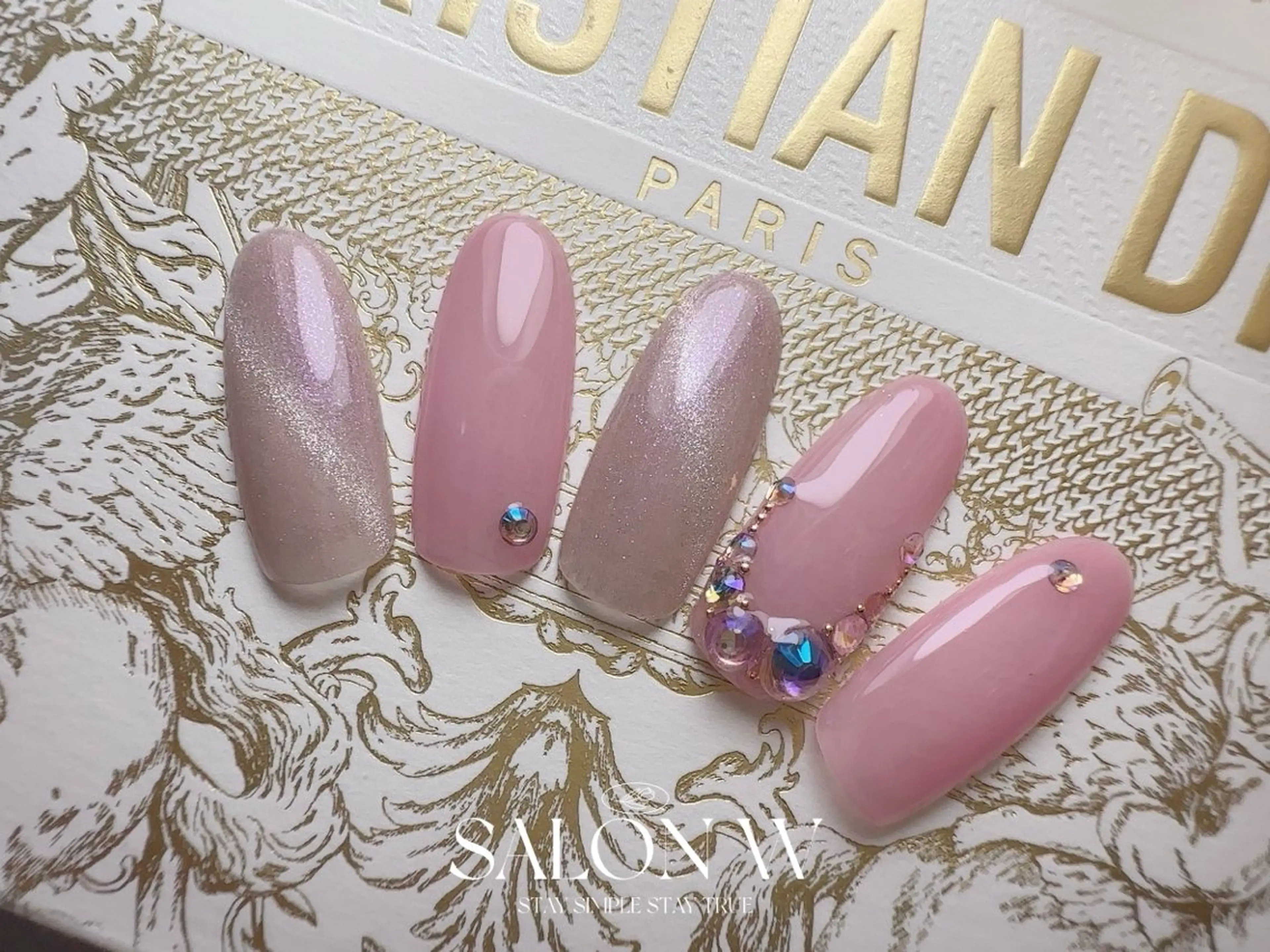 ネイル ハンドネイル 美フォルム＆フィルインの専門店 salon W 銀座店【サロンダブリュー】所属・salon W✨ Rikoのネイルデザイン