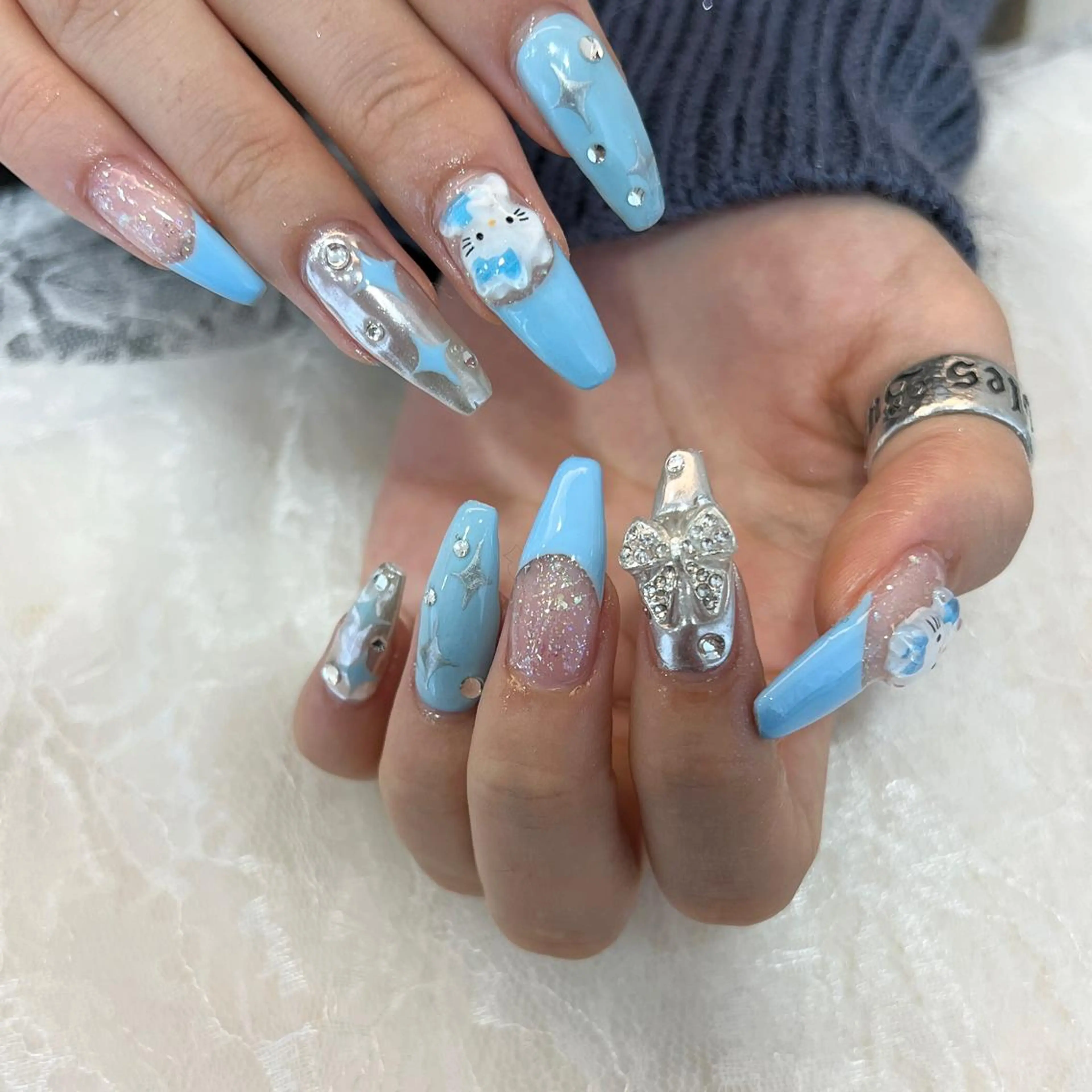 ネイル 持ち込み ハンドネイル 河野 弥月のネイルデザイン