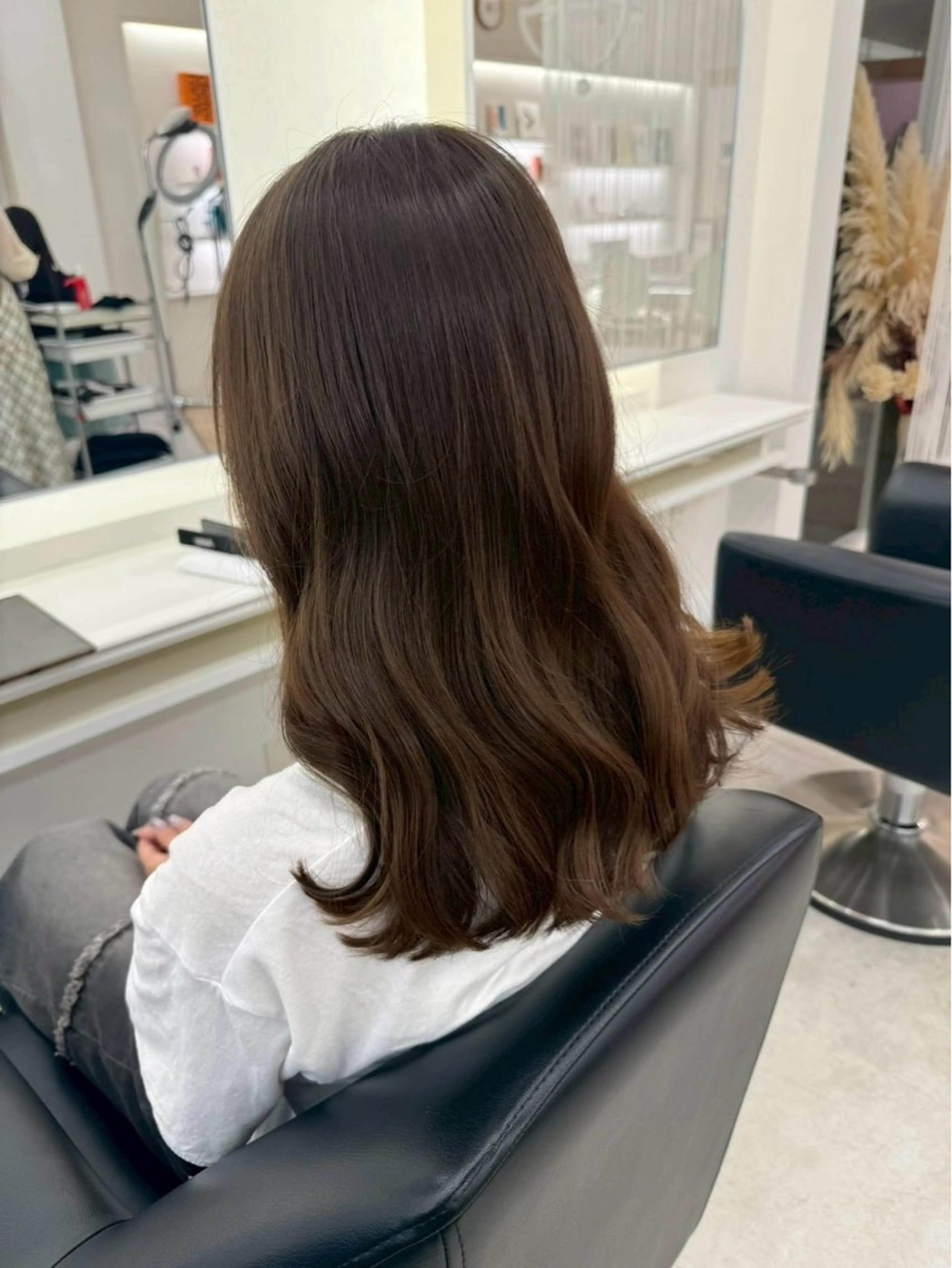 ミディアム カラー ParveMix 岡本えりかのヘアスタイル