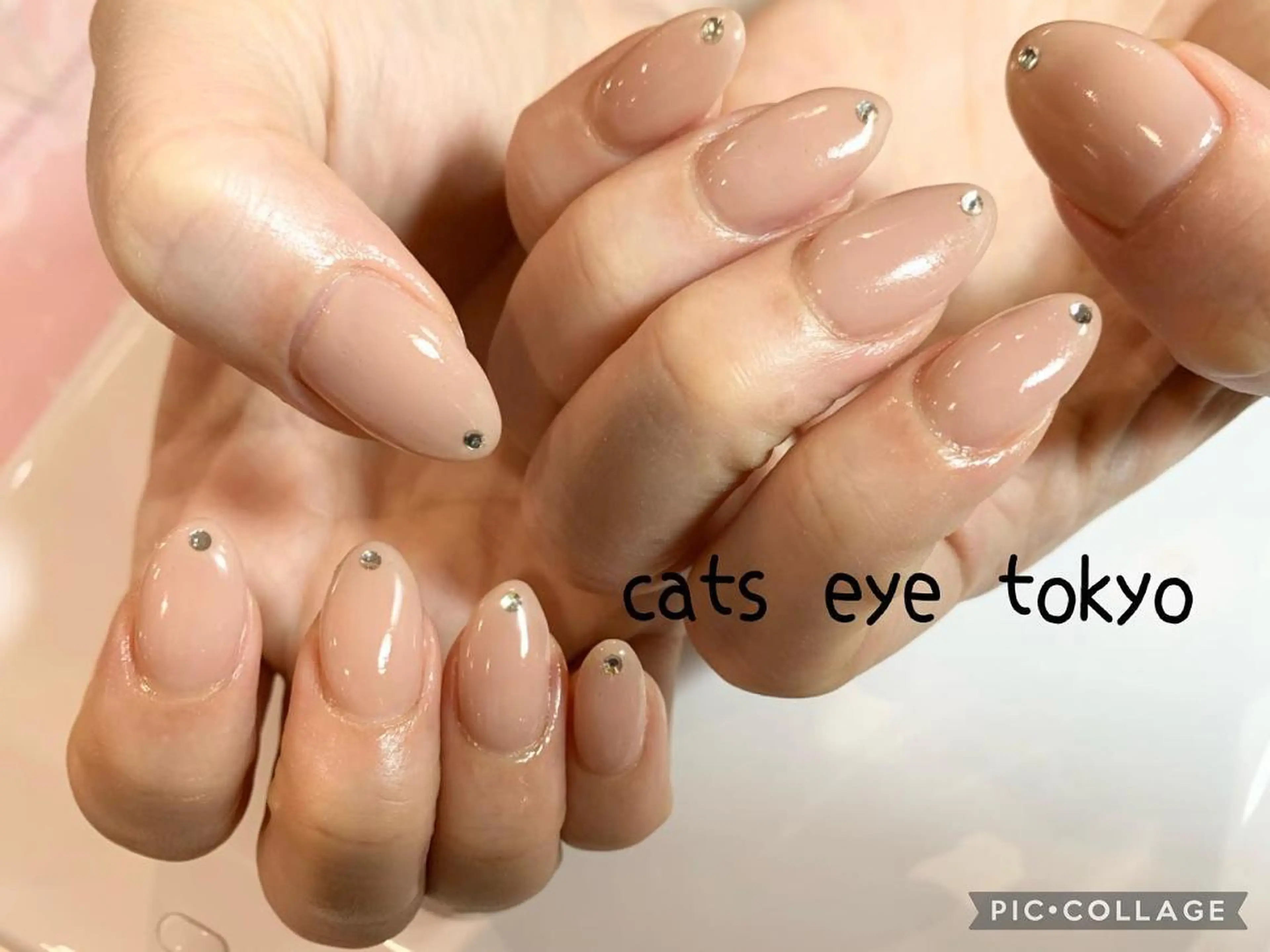 ネイル マツエク・マツパ キラキラネイル シンプルネイル ストーンネイル Cat's eye TOKYO 新宿店のネイルデザイン