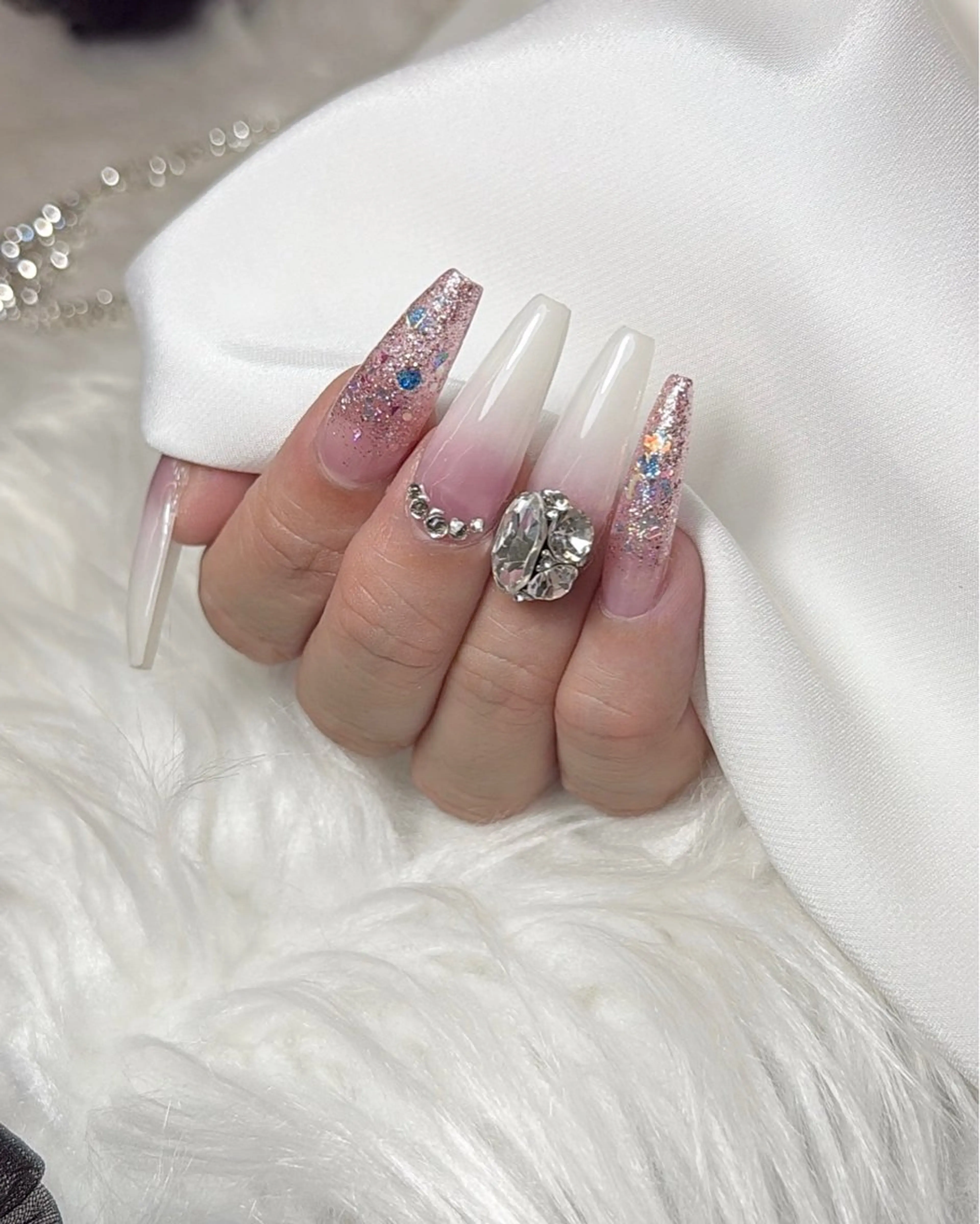 ネイル ニットネイル所属・Nhit Nailsのネイルデザイン