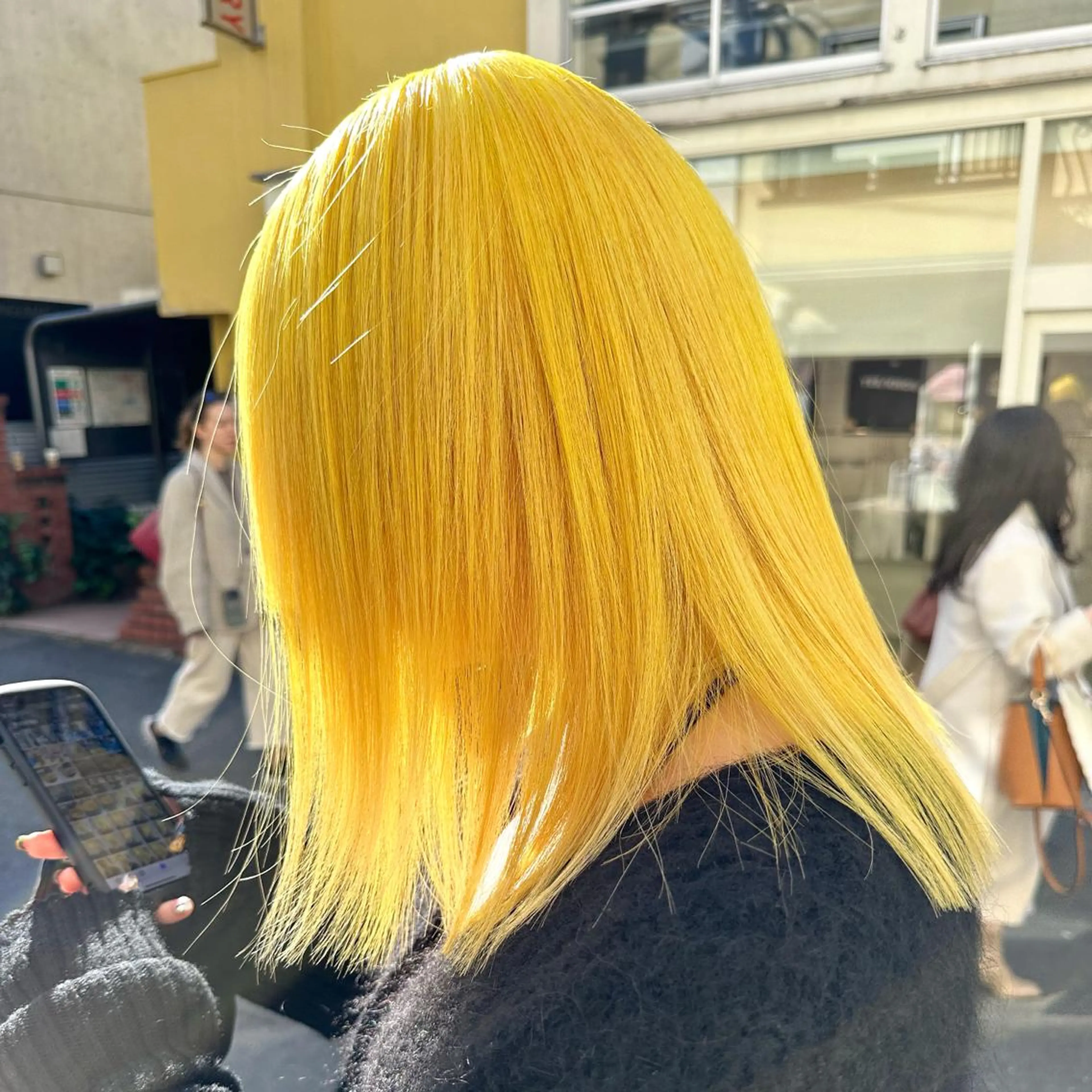 セミロング 🍀ケアブリーチ カラー🍀坂井のヘアスタイル