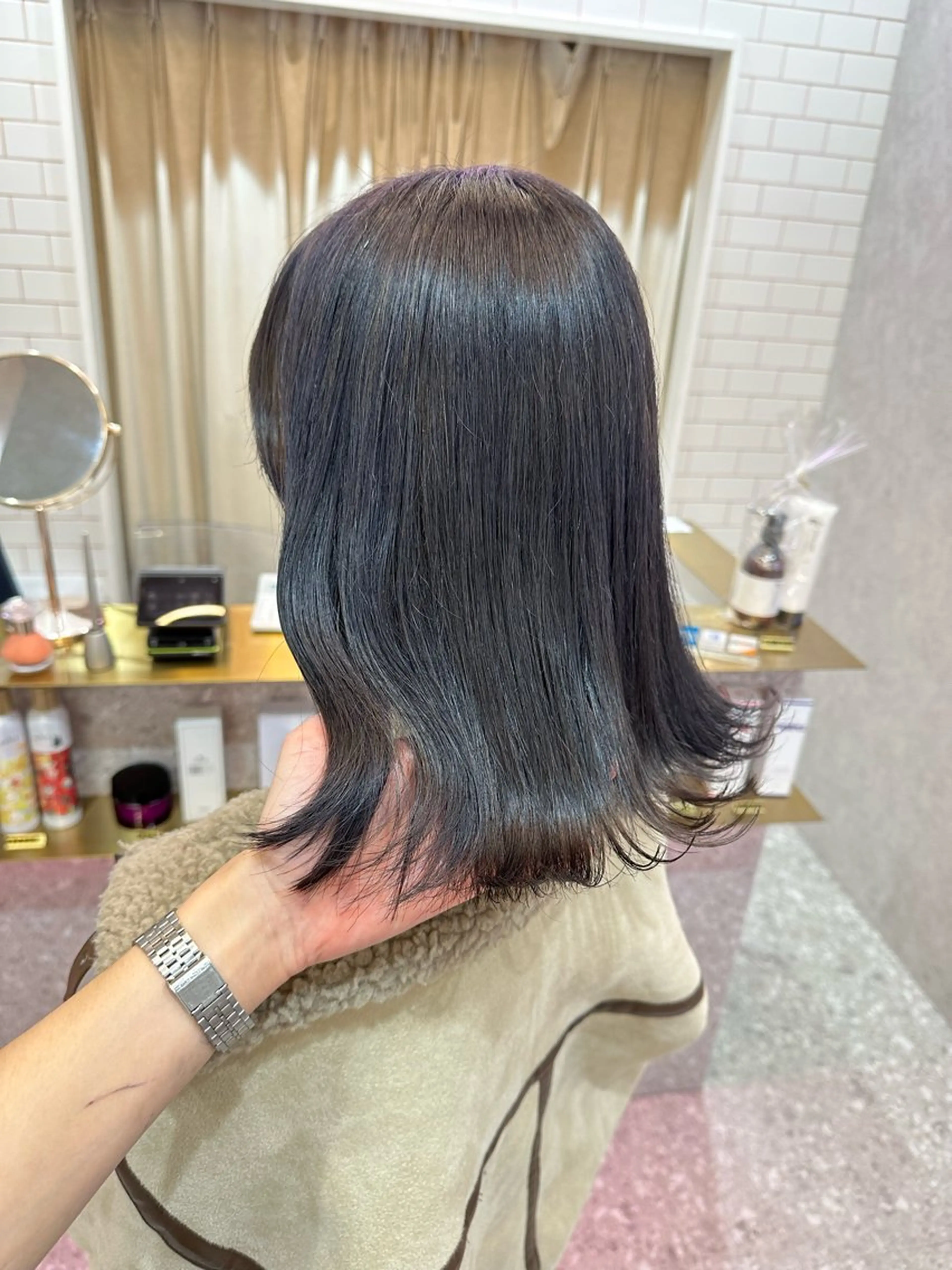 ミディアム カラー ヘアアレンジ カット ヘアカラー トリートメント yuuto🌈 艶髪ダブルカラーのヘアスタイル