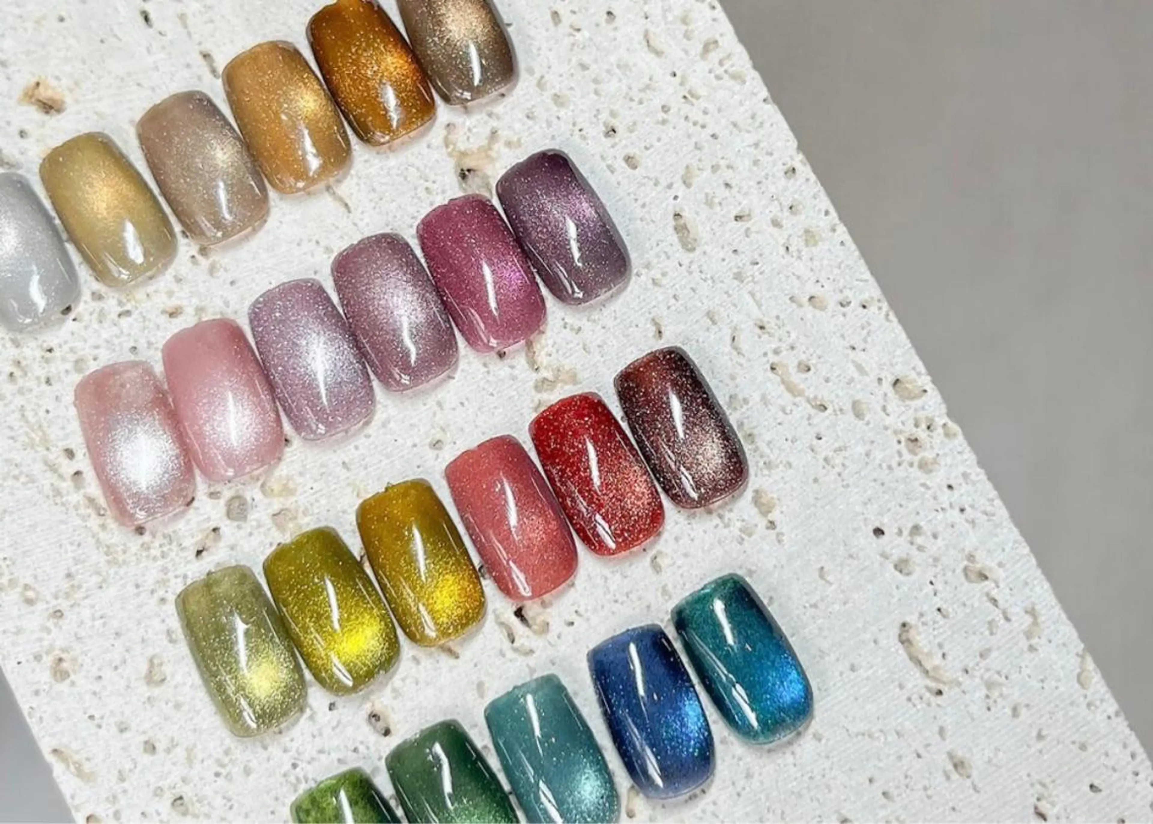 ネイル Gemies所属・Gemies_ RINA🫧のネイルデザイン