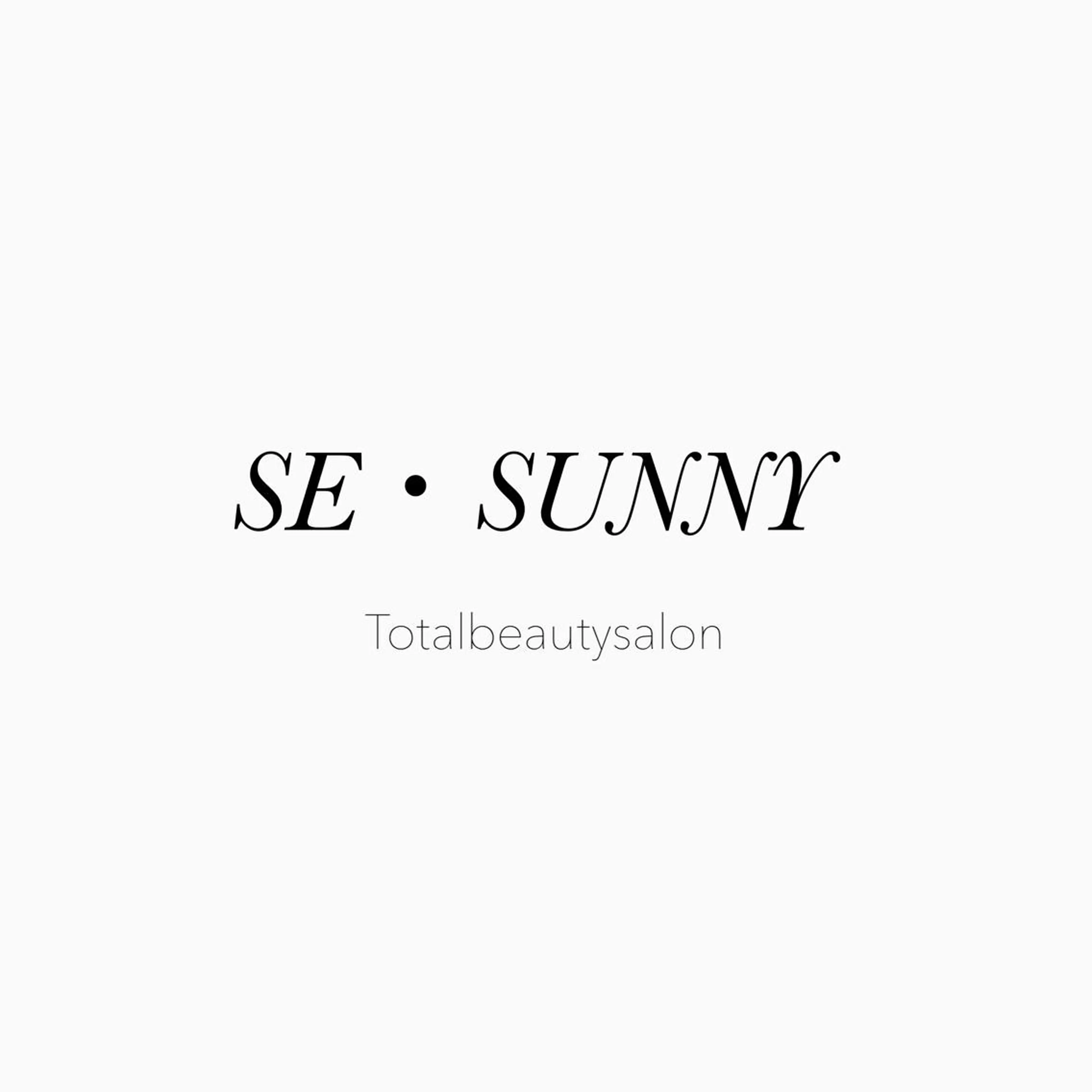 SESUNNY セサ二ー　SAYAのマツエク・マツパデザイン
