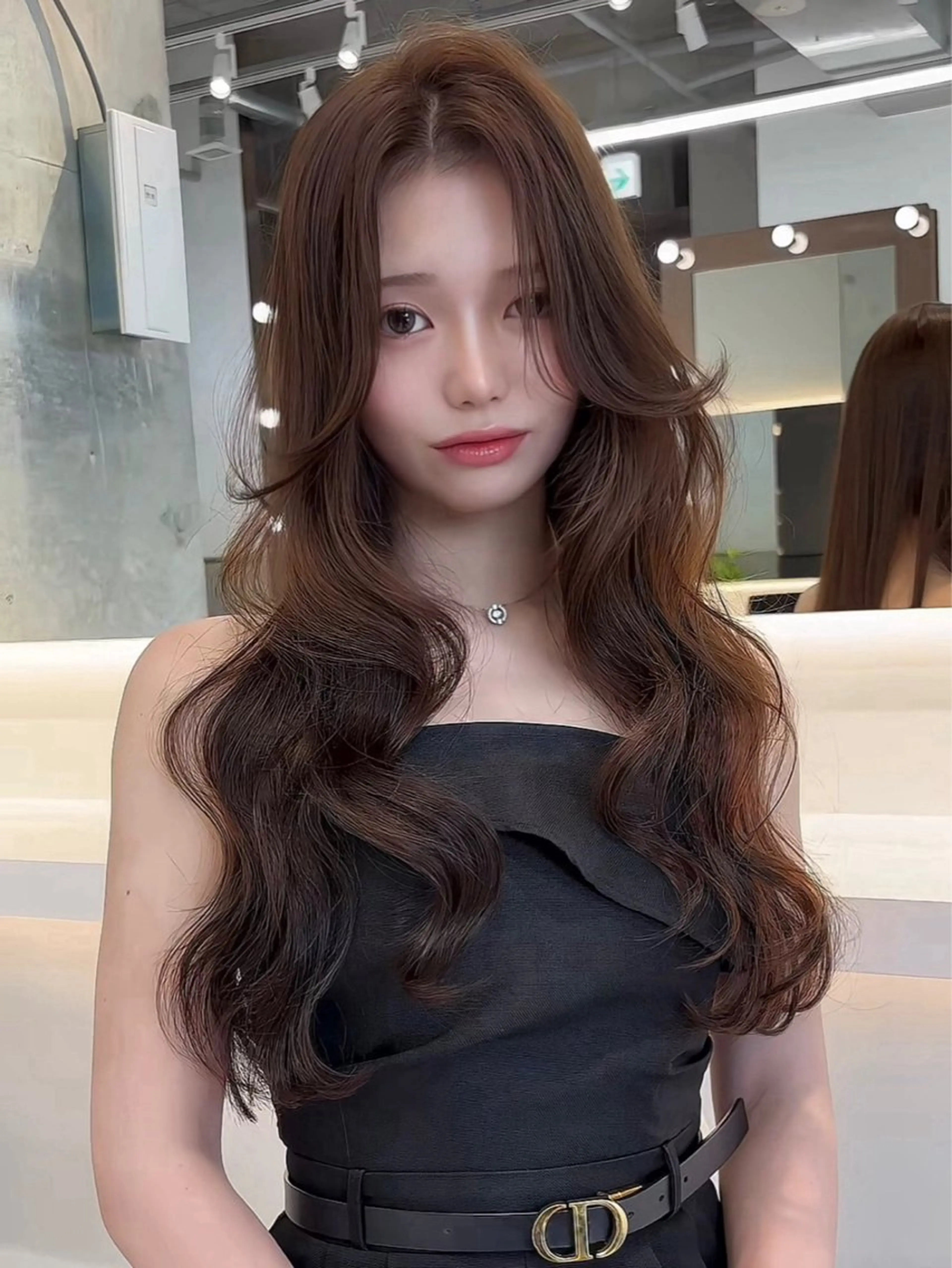 セミロング カラー ベージュカラー レイヤーカット 縮毛矯正 【美髪矯正) 吉村　清志のヘアスタイル