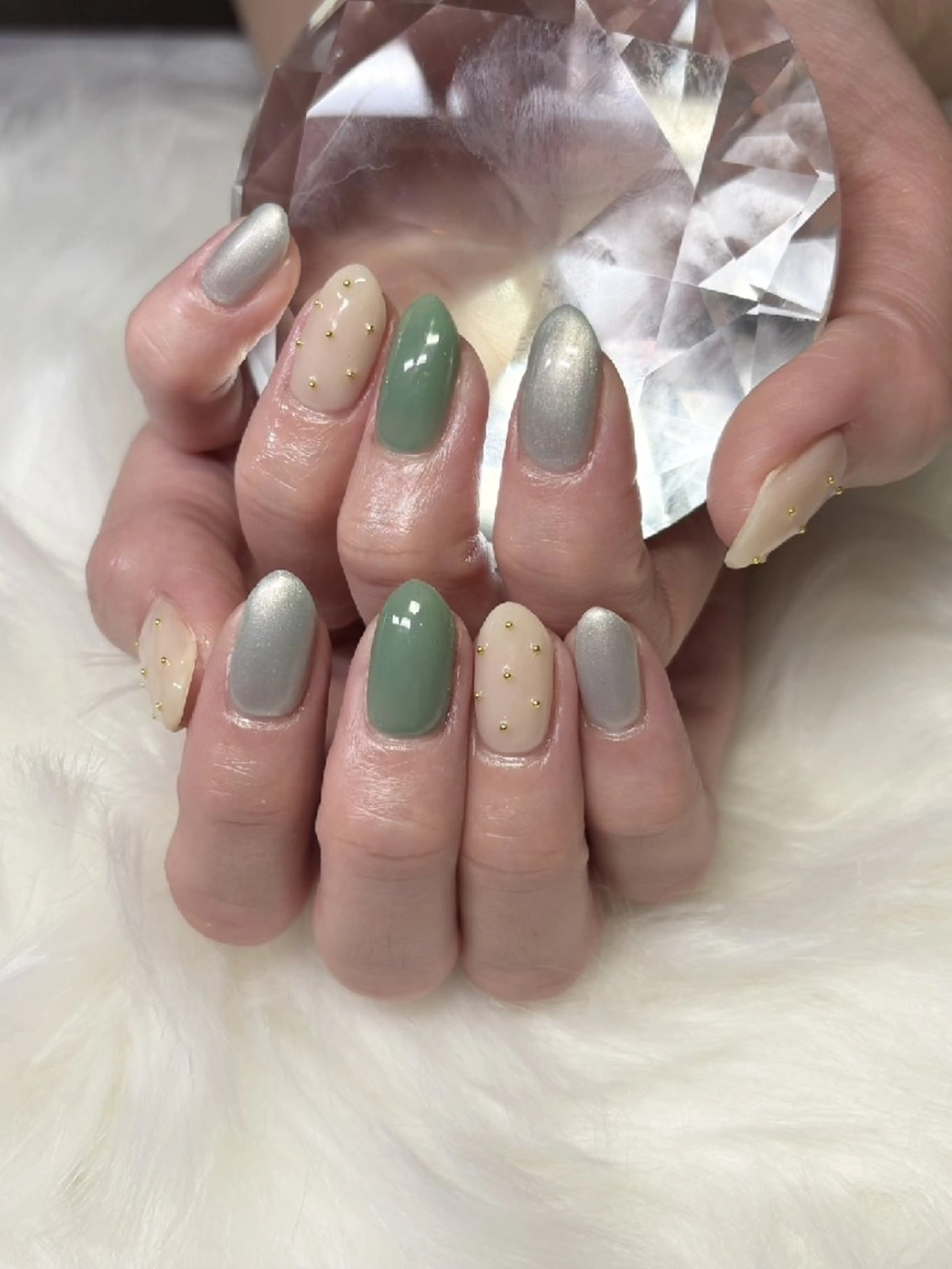 ネイル グリーン 春ネイル ハンドネイル NAIL SALON Splendore 支倉店所属・佐々木 あすかのネイルデザイン