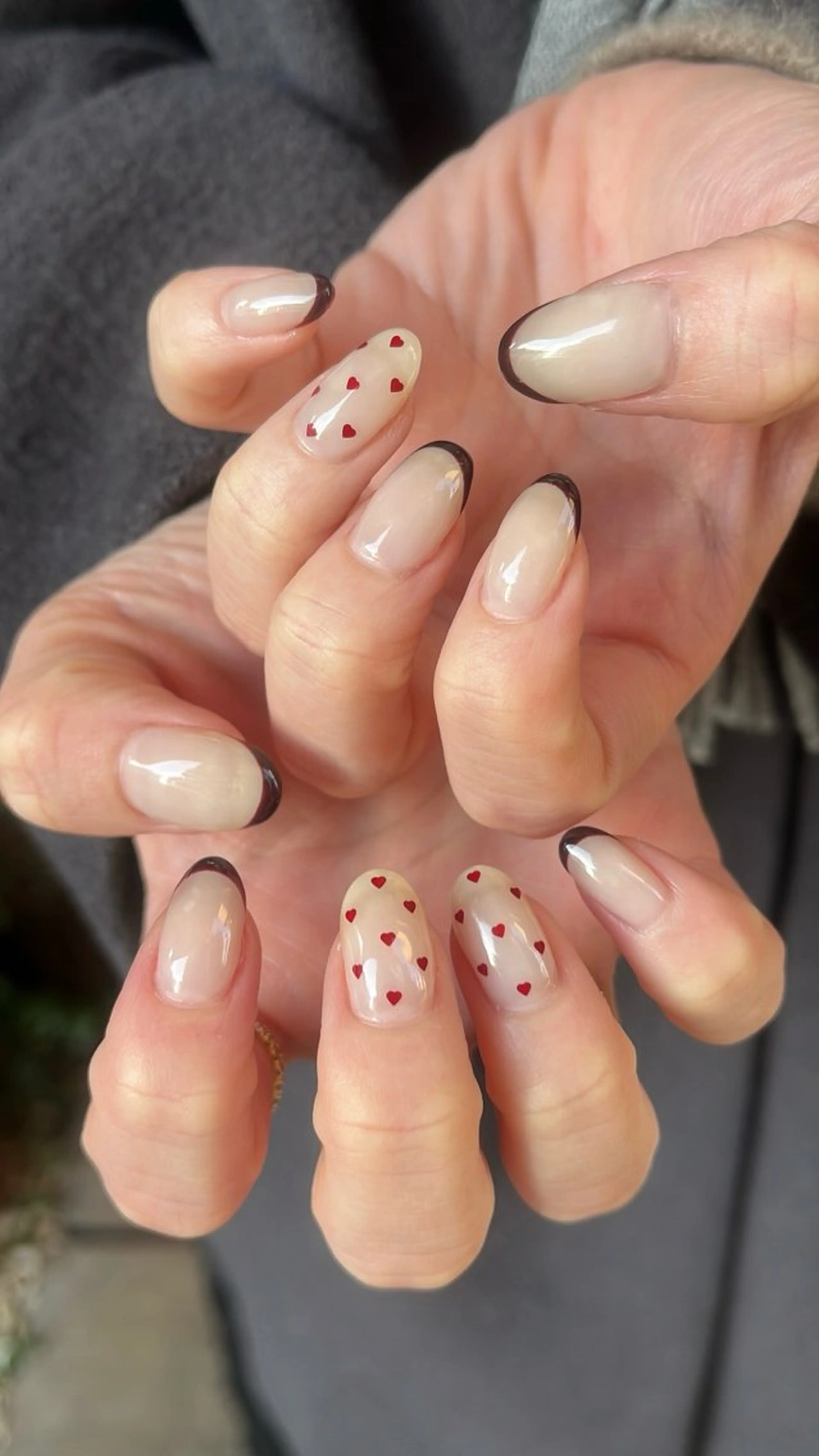 ネイル フラッシュネイル フレンチネイル ハート ラメ(グリッター) ラメグラデーション ハンドネイル SAKU  nail[サクネイル]所属・SAKU nail 作島茜のネイルデザイン