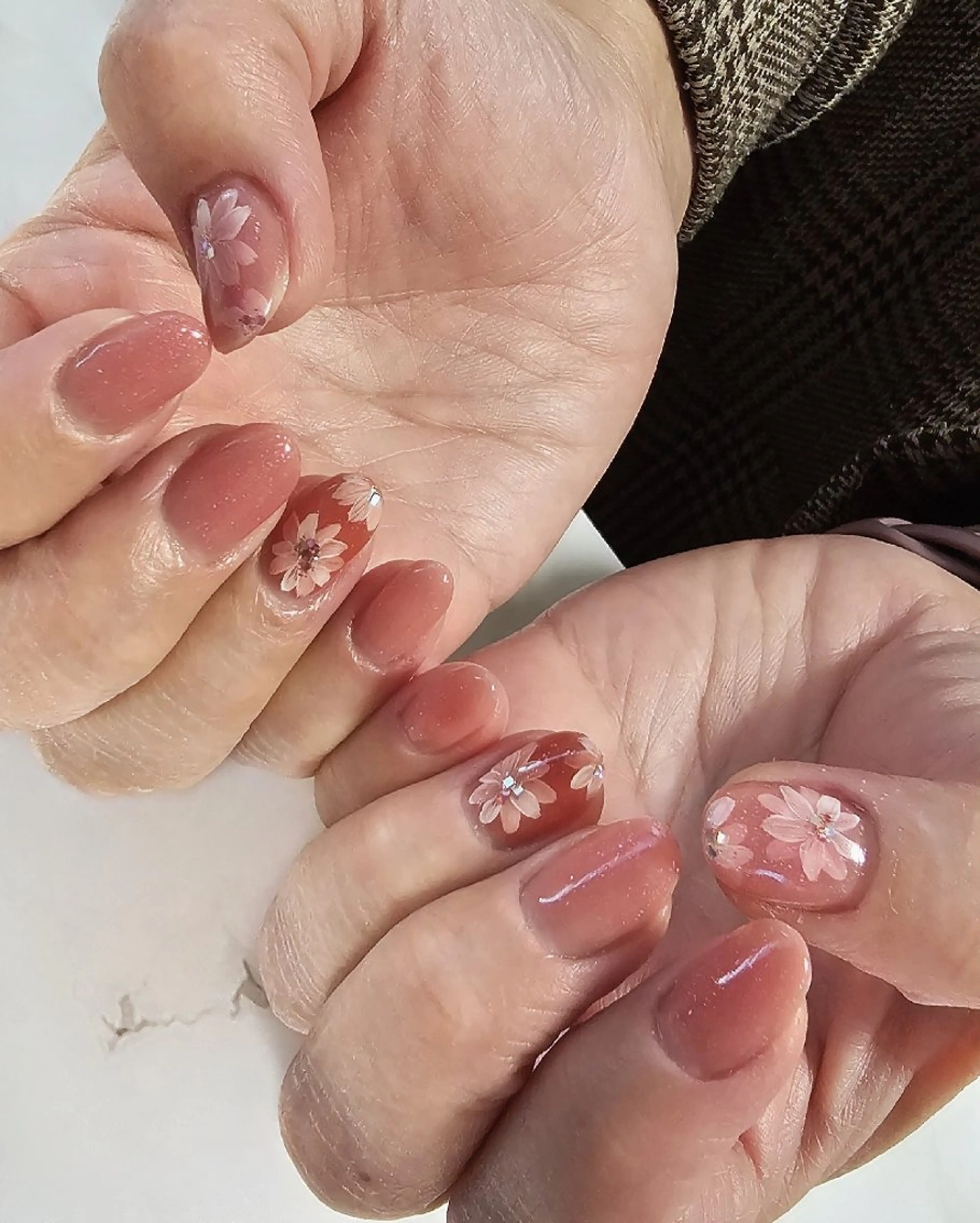 ネイル フラワーネイル 春ネイル Chika  Nail MIRAIのネイルデザイン