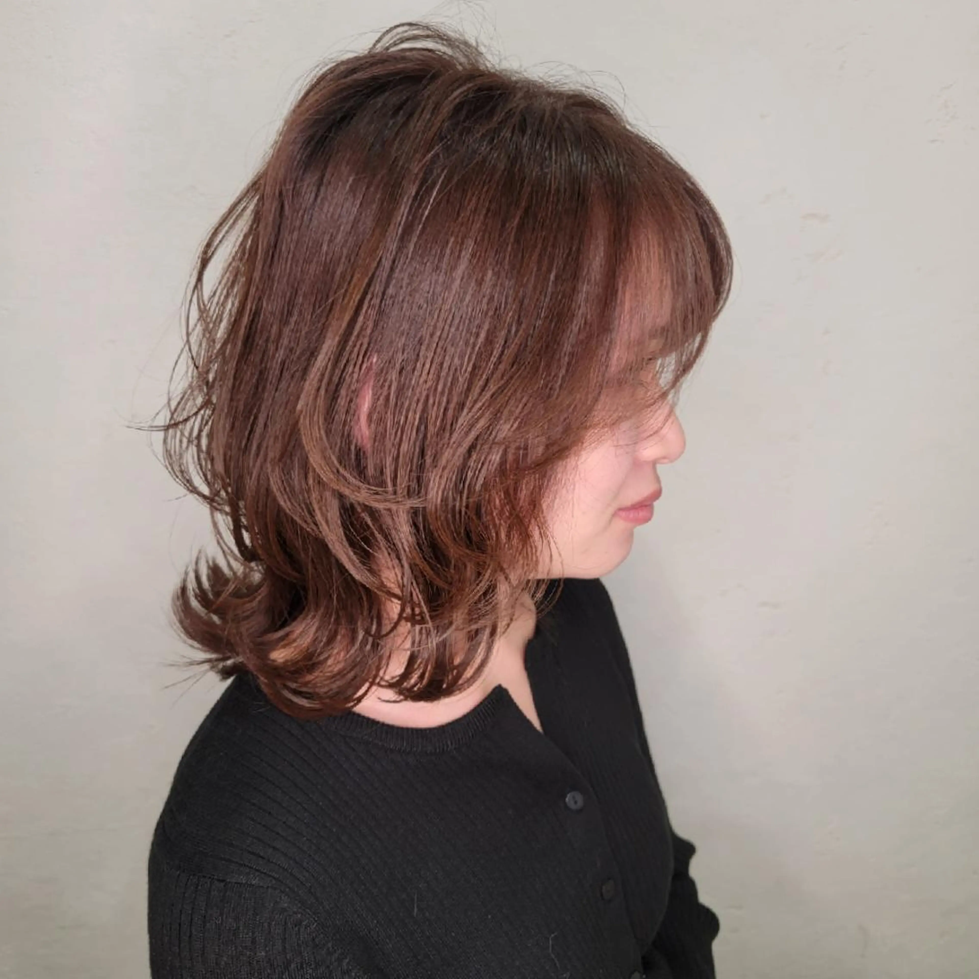 ミディアム ウルフカット 手代木 遼のヘアスタイル