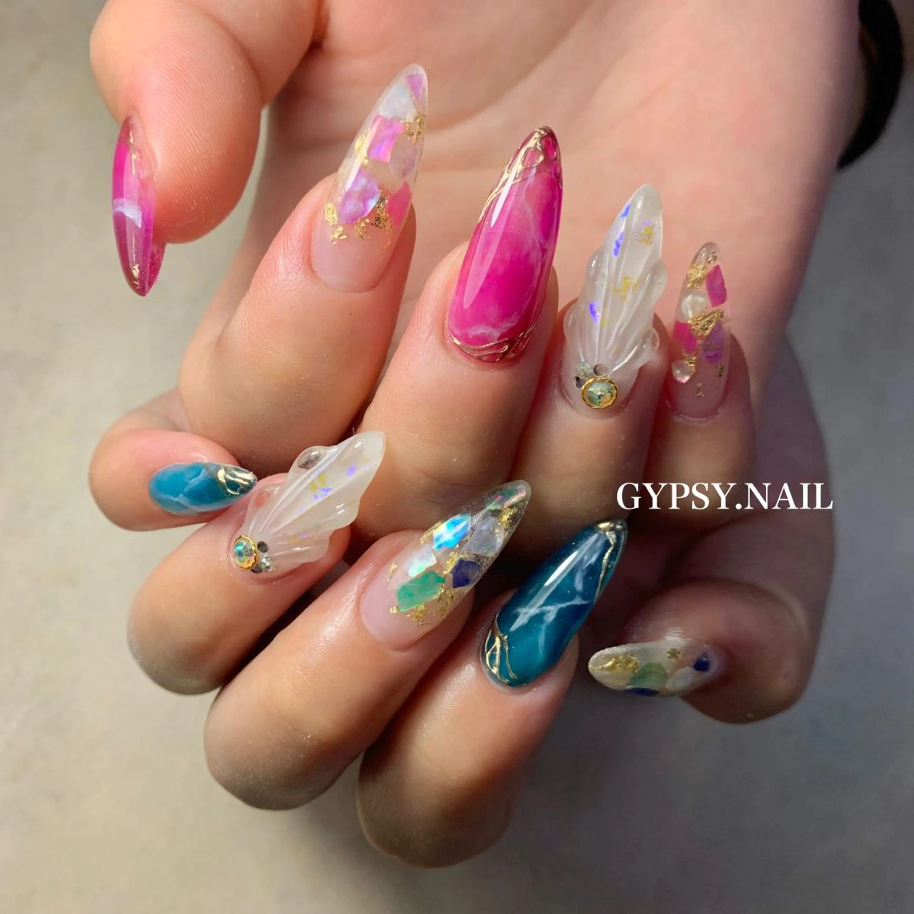 ネイル GYPSY.NAIL所属・GYPSY.NAIL akariのネイルデザイン