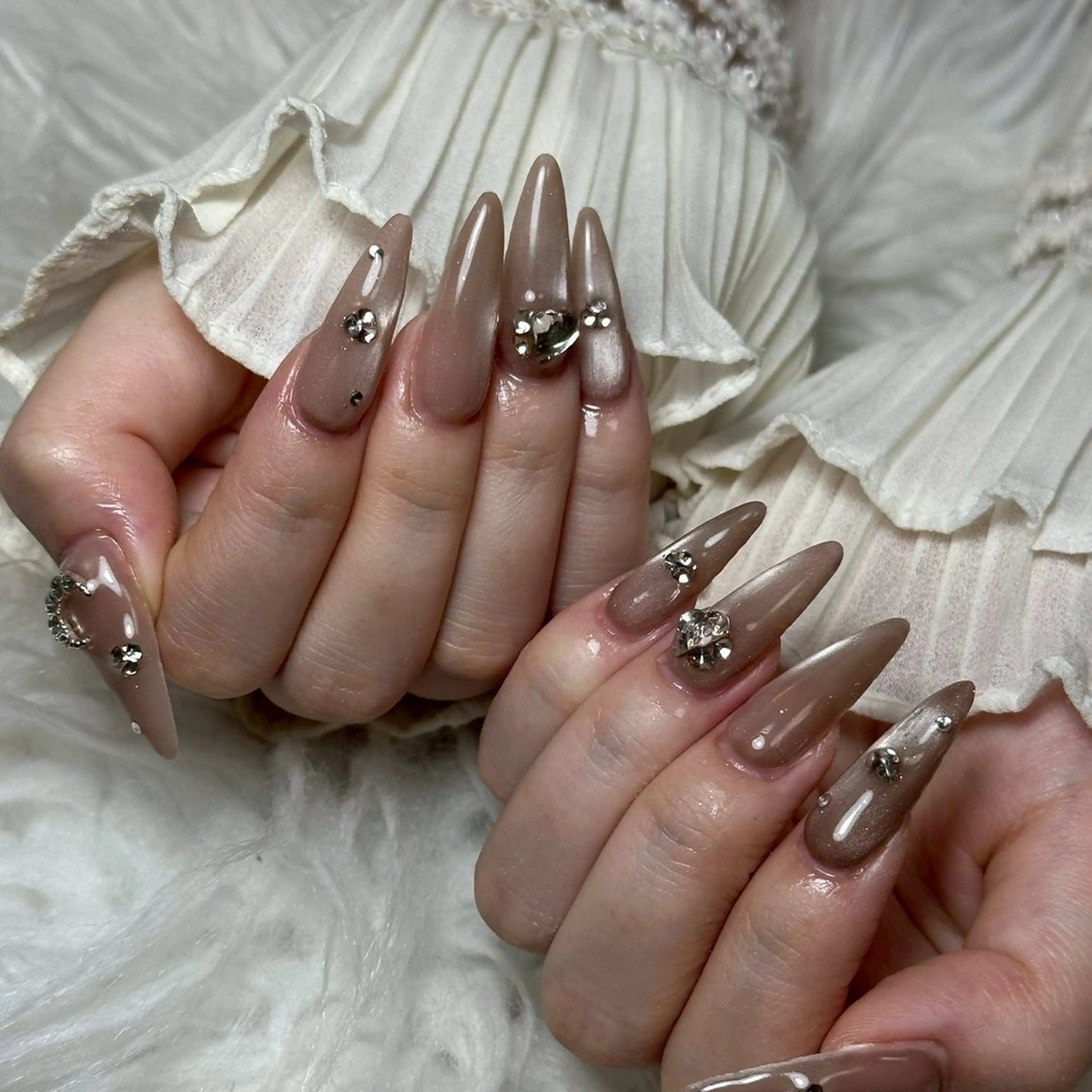 ネイル ハンドネイル ☁️Yun nail KiKi☁️のネイルデザイン