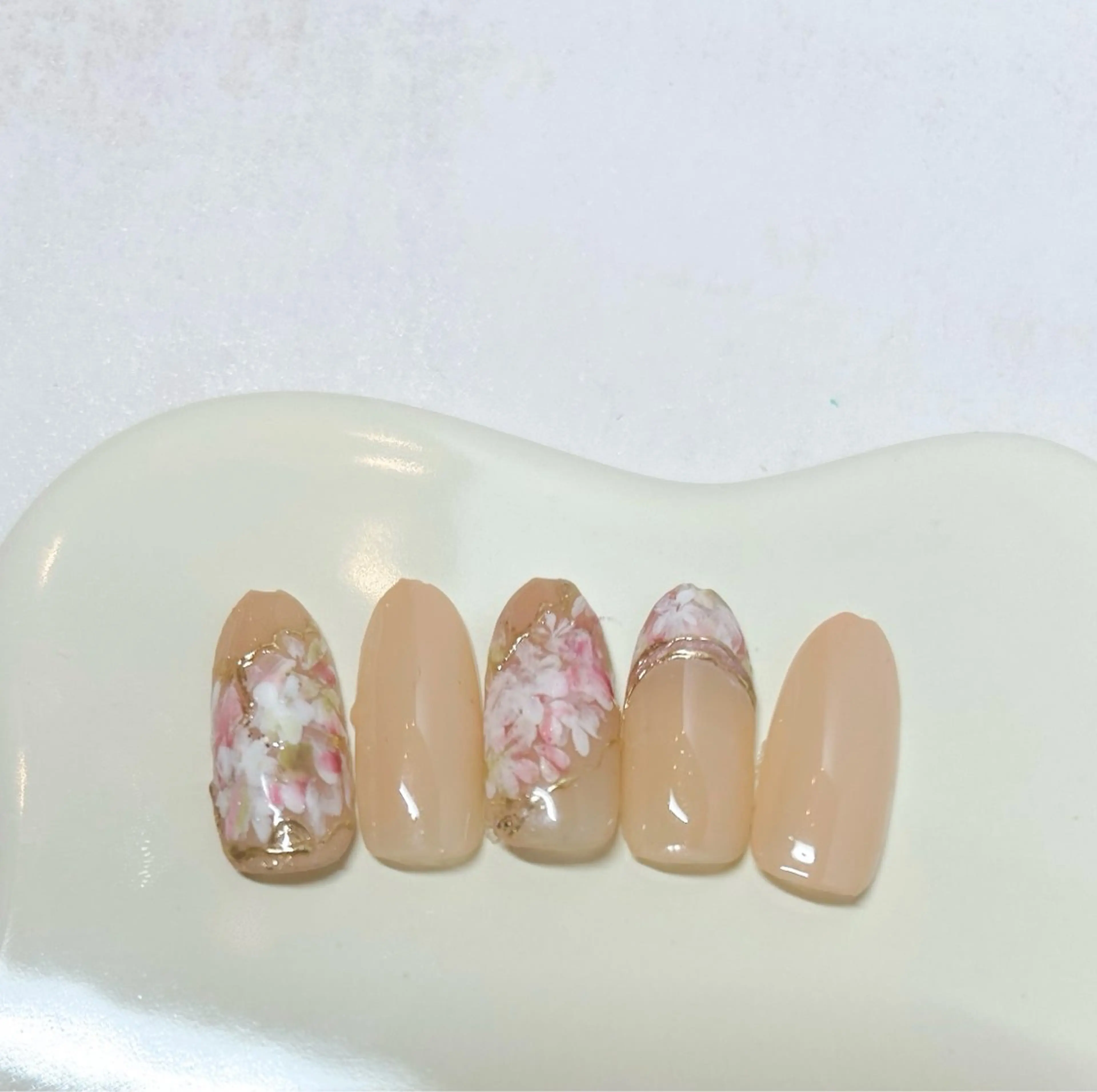 ネイル アートネイル niji nailのネイルデザイン