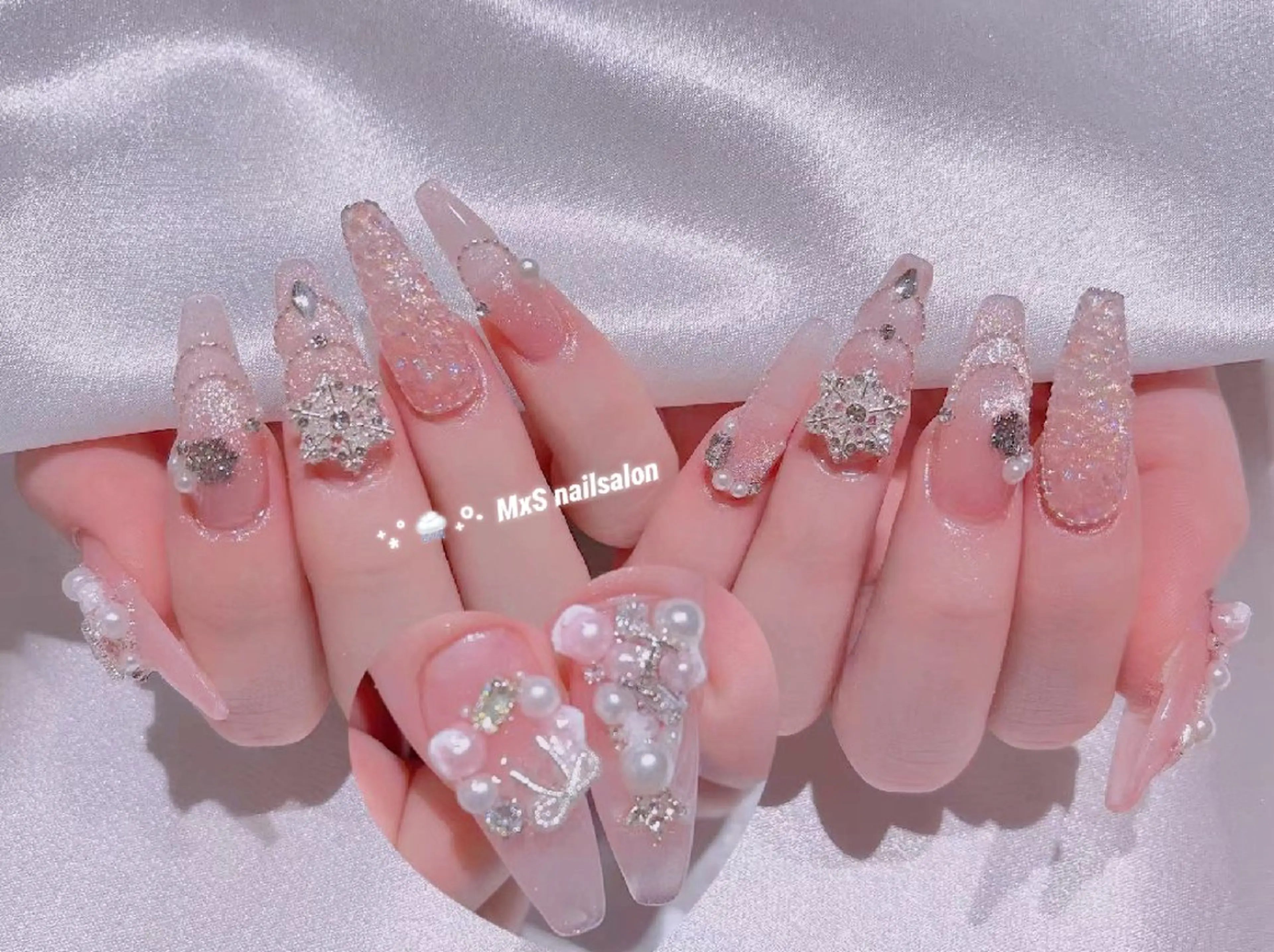 ネイル ジェルネイル 韓国ネイル マグネットネイル パラジェル ワンホンネイル ハンドネイル MxS Nail 【長さだし/フィルイン/マグネット/ワンホンネイル/韓国ネイル/パラジェル】所属・M×S Nail みなのネイルデザイン