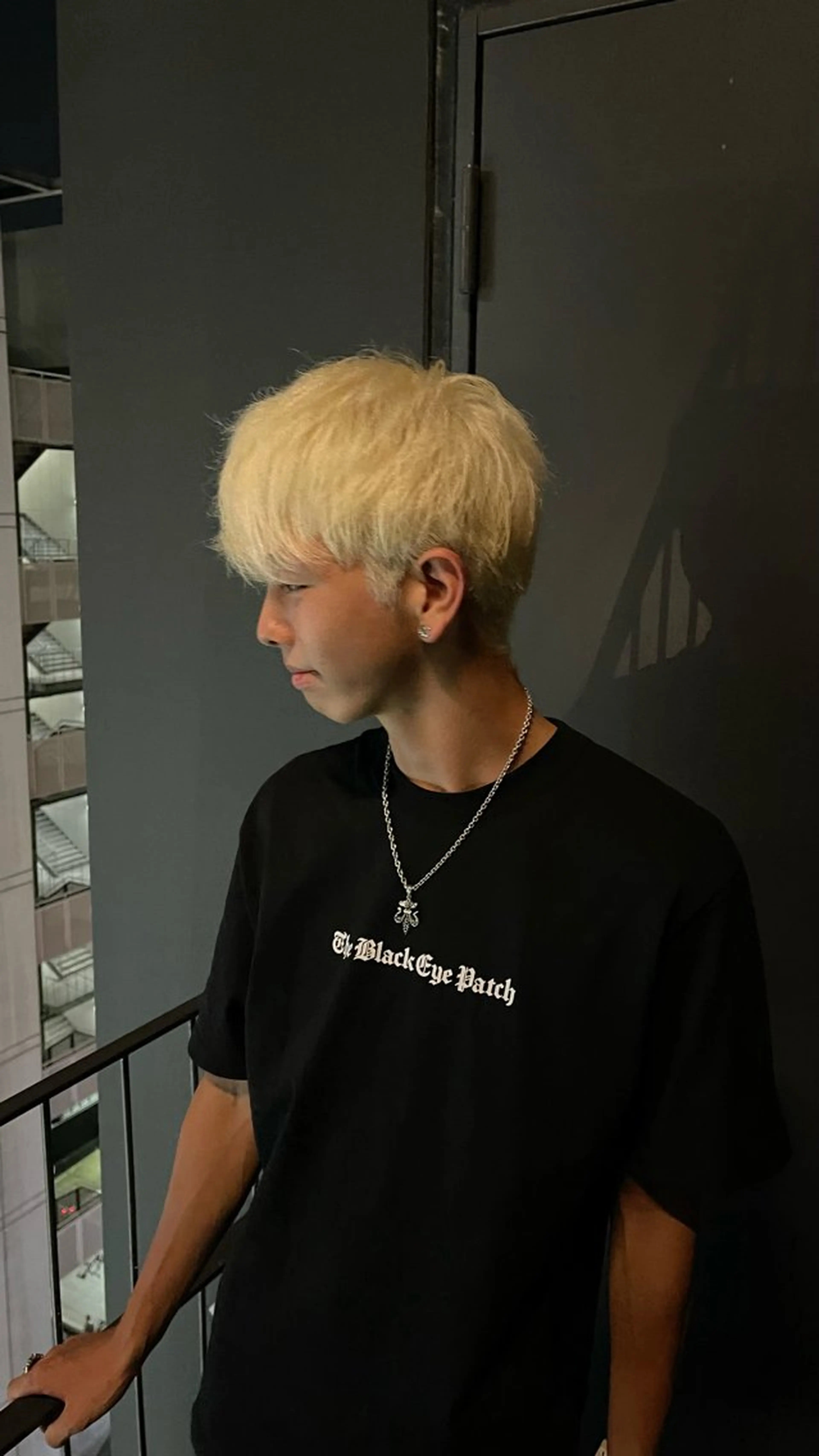 ショート カラー パーマ メンズ キッズ メンズハイトーン ハイトーンカラー 栄💗メンズパーマ| ハイトーン|haruのヘアスタイル