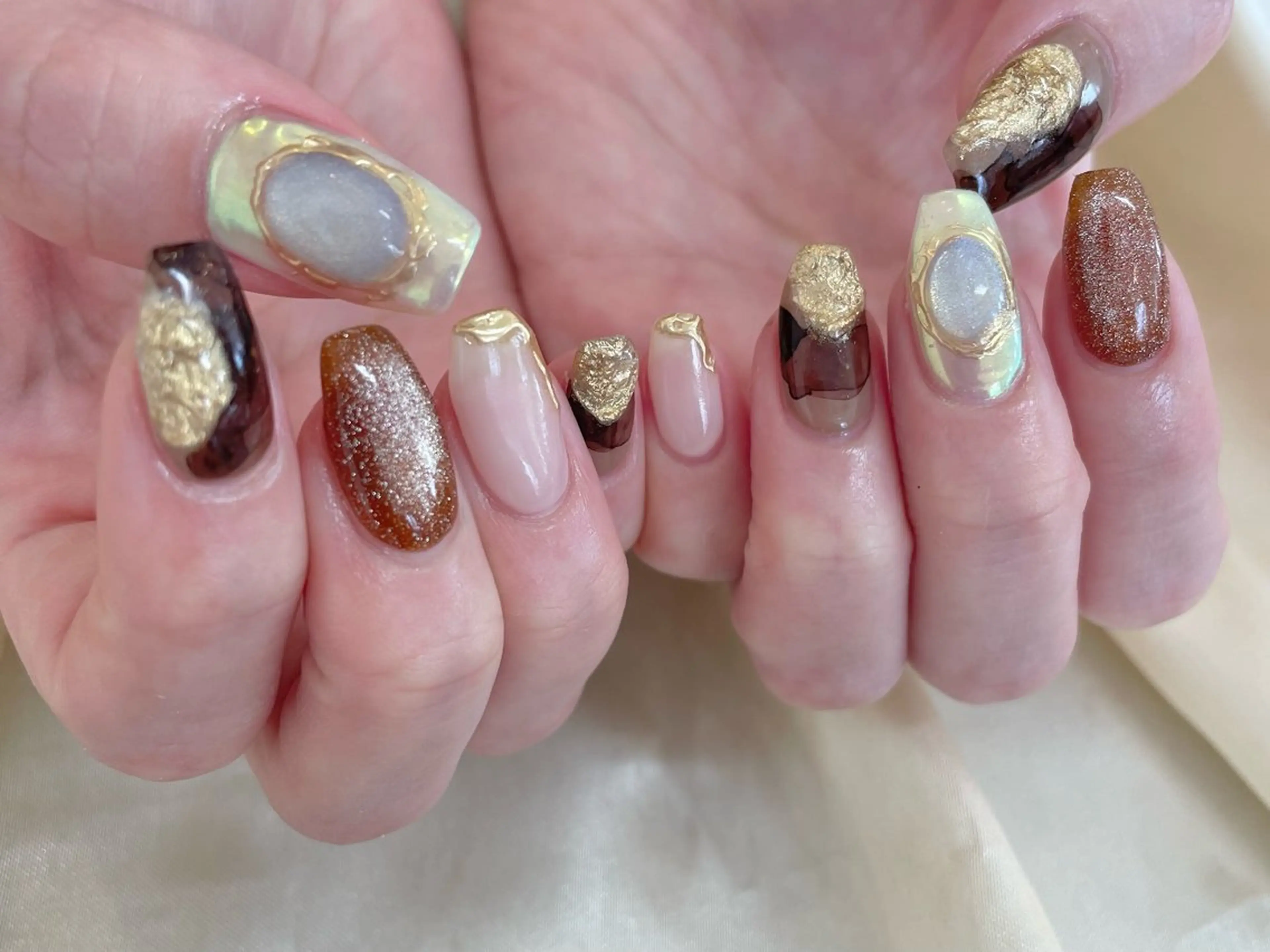 ネイル essence所属・pétit maakoのネイルデザイン