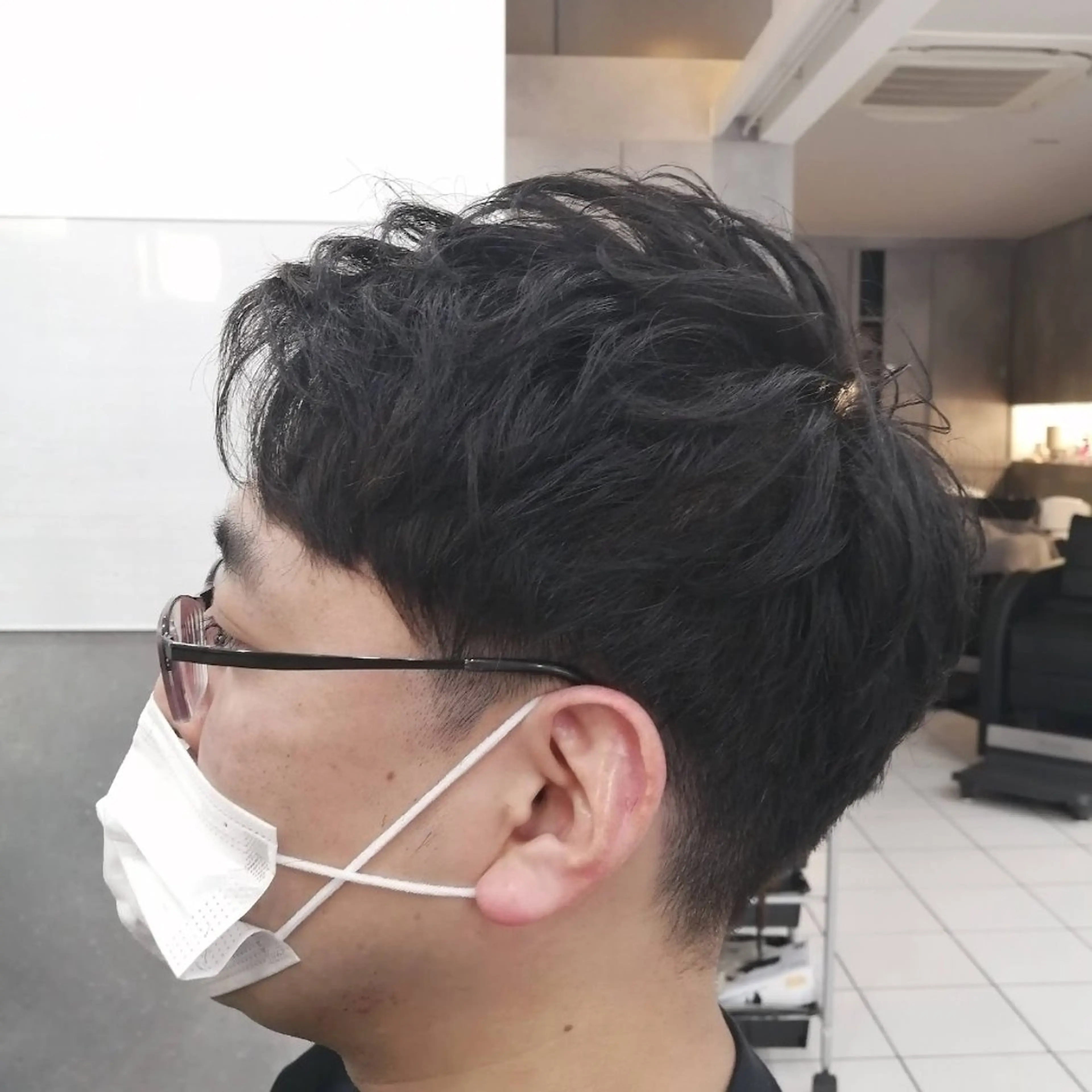 ショート メンズ パーマ D/i所属・4店舗フリーランスⅠ Y/no〈夜のスパ〉のヘアスタイル