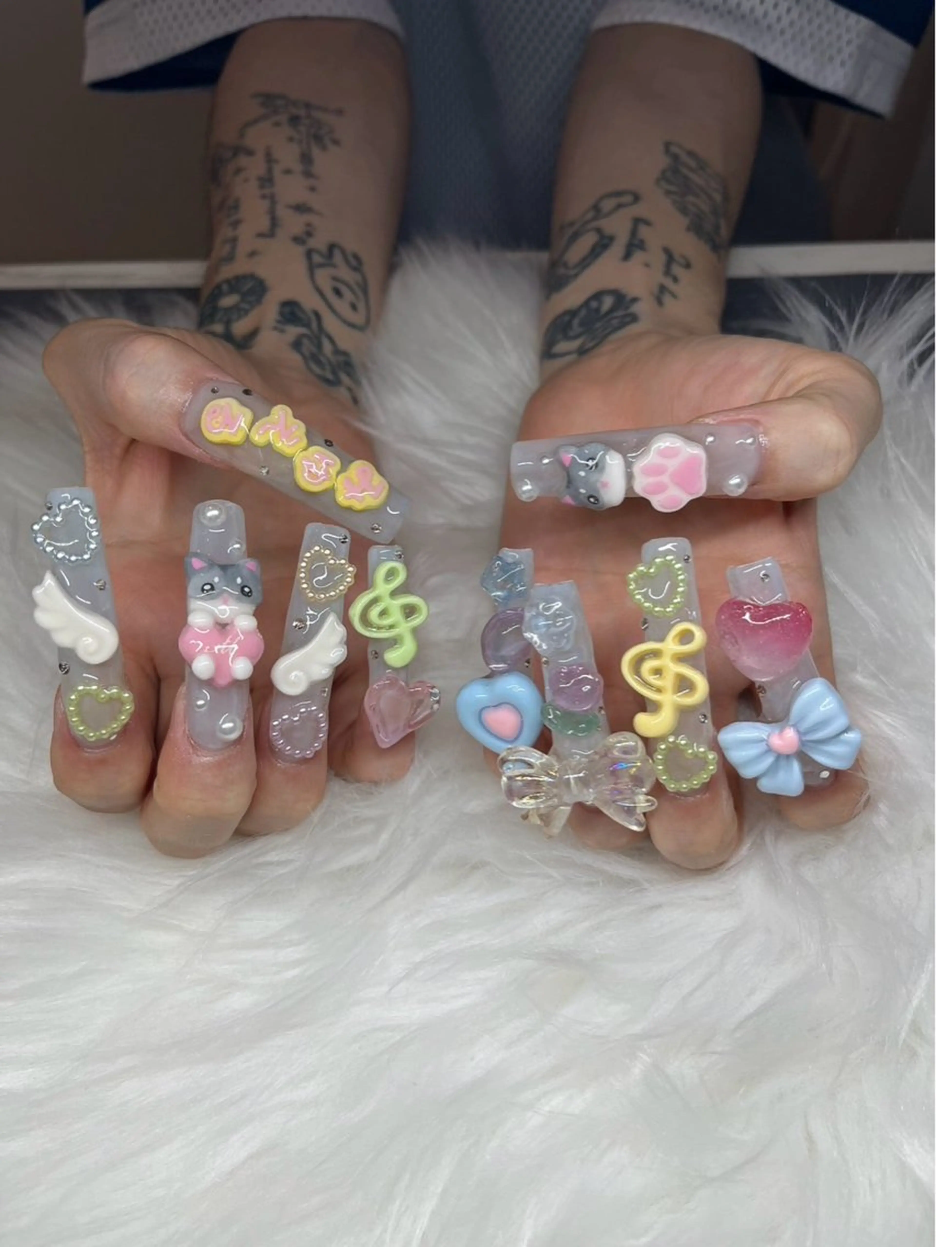 ネイル クリアネイル スカルプネイル 夏ネイル ホワイト NAILSGOGO shibuyaのネイルデザイン
