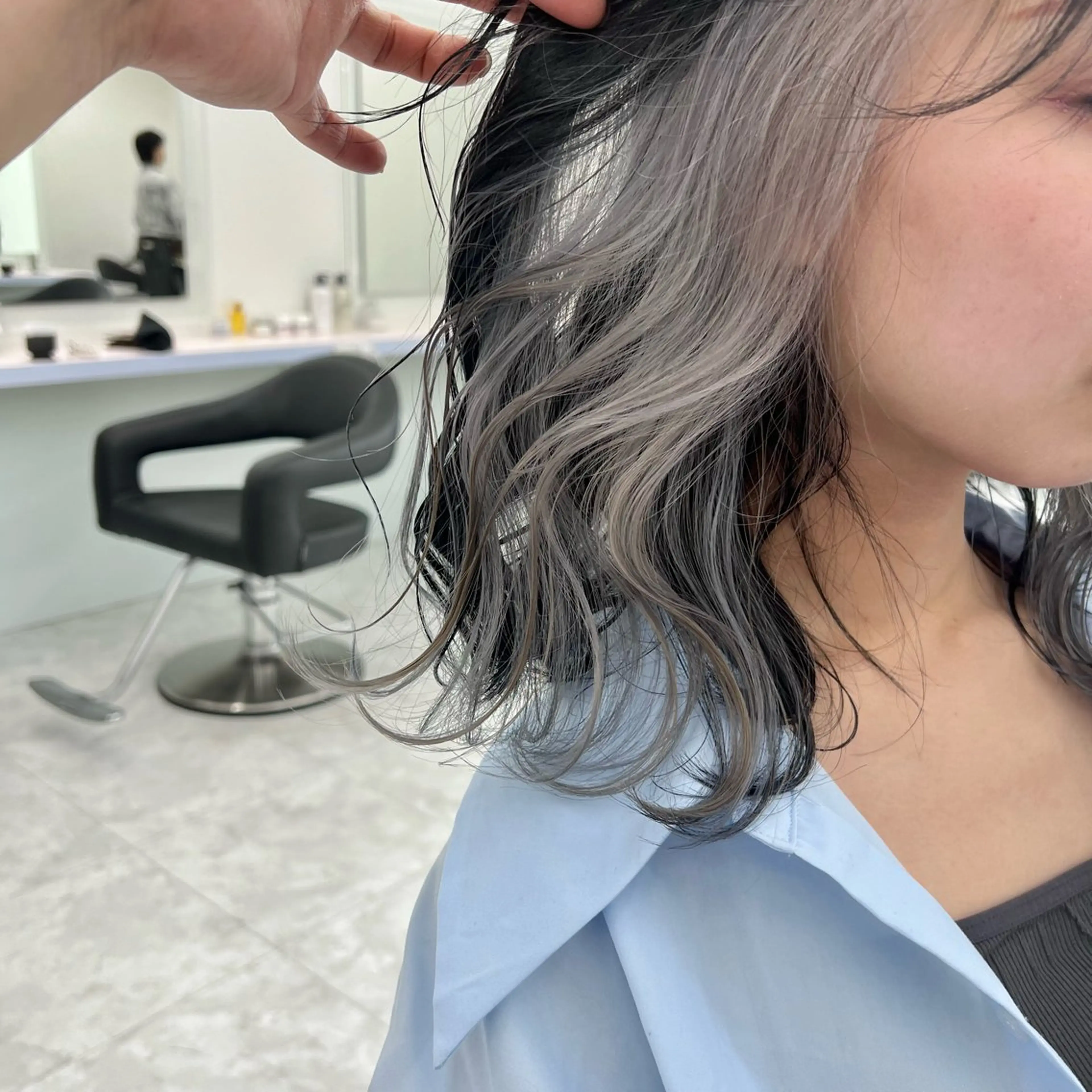 ミディアム カラー カット 縮毛矯正 韓国スタイル🇰🇷 トレンドレイヤー🪡のヘアスタイル