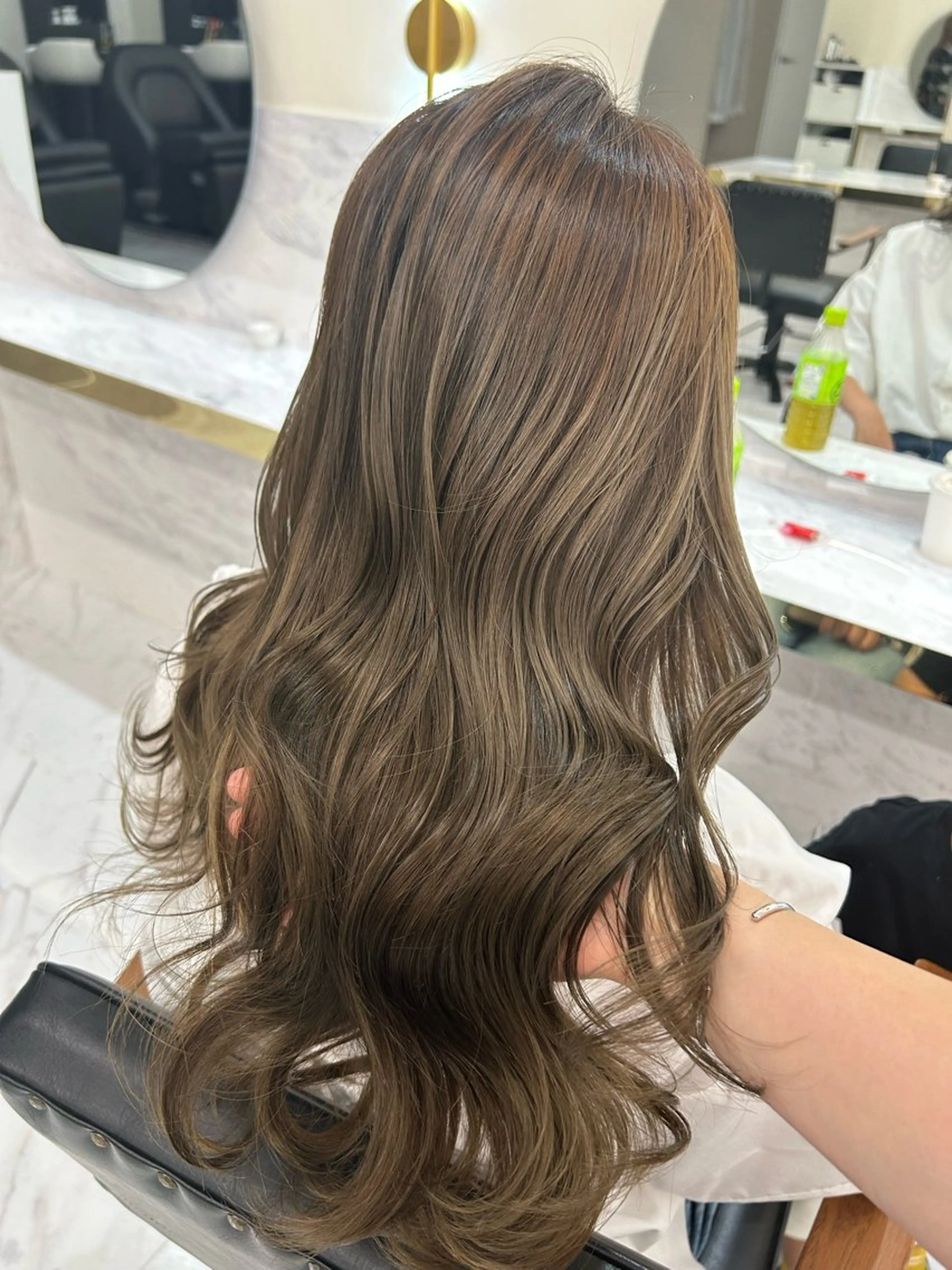 ロング 髪質改善カラー 🫧川井麻由のヘアスタイル