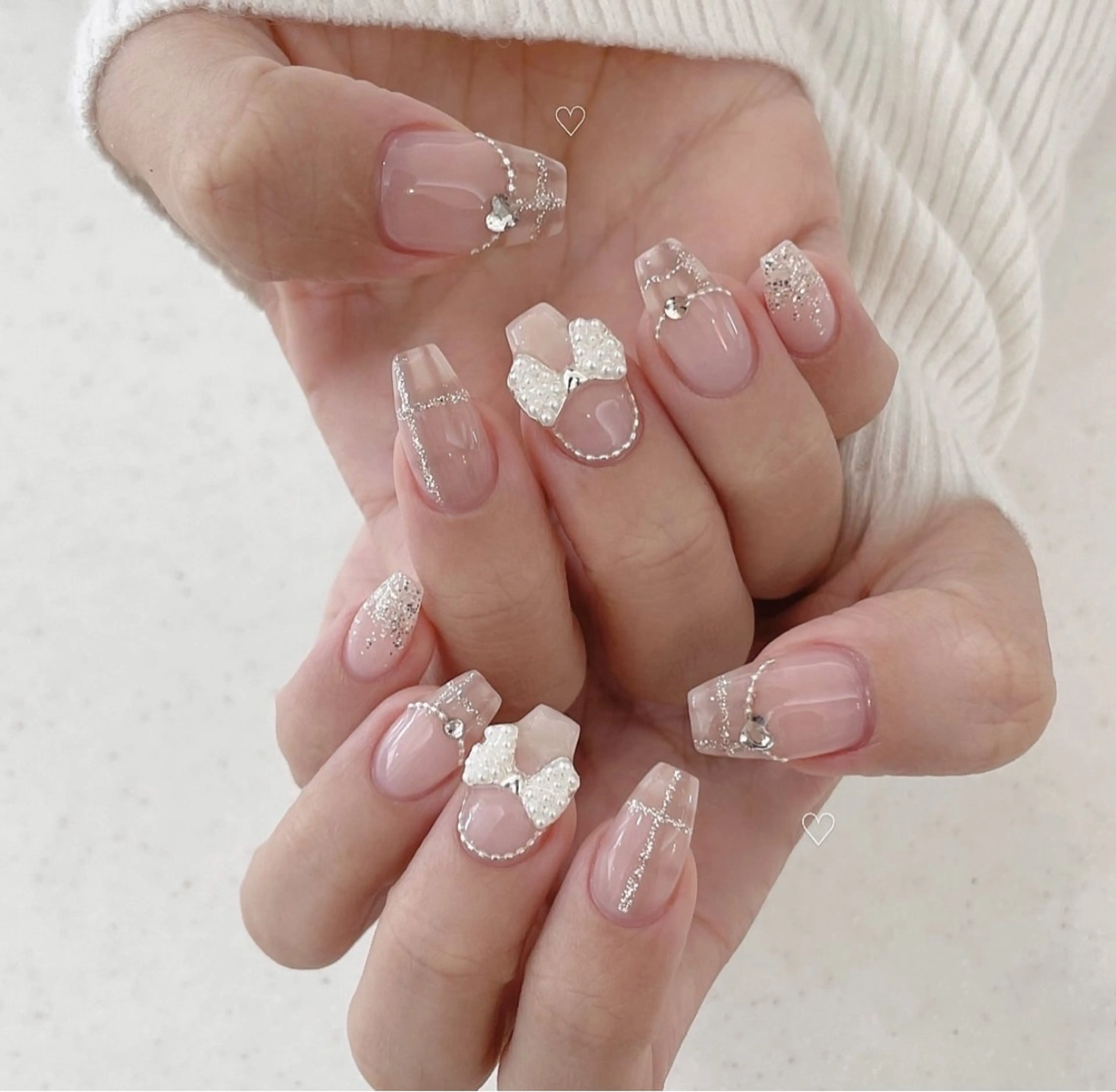 ネイル アニマル柄 オーロラネイル チークネイル フラッシュネイル ジェルネイル ハンドネイル T.A Nail Salonのネイルデザイン