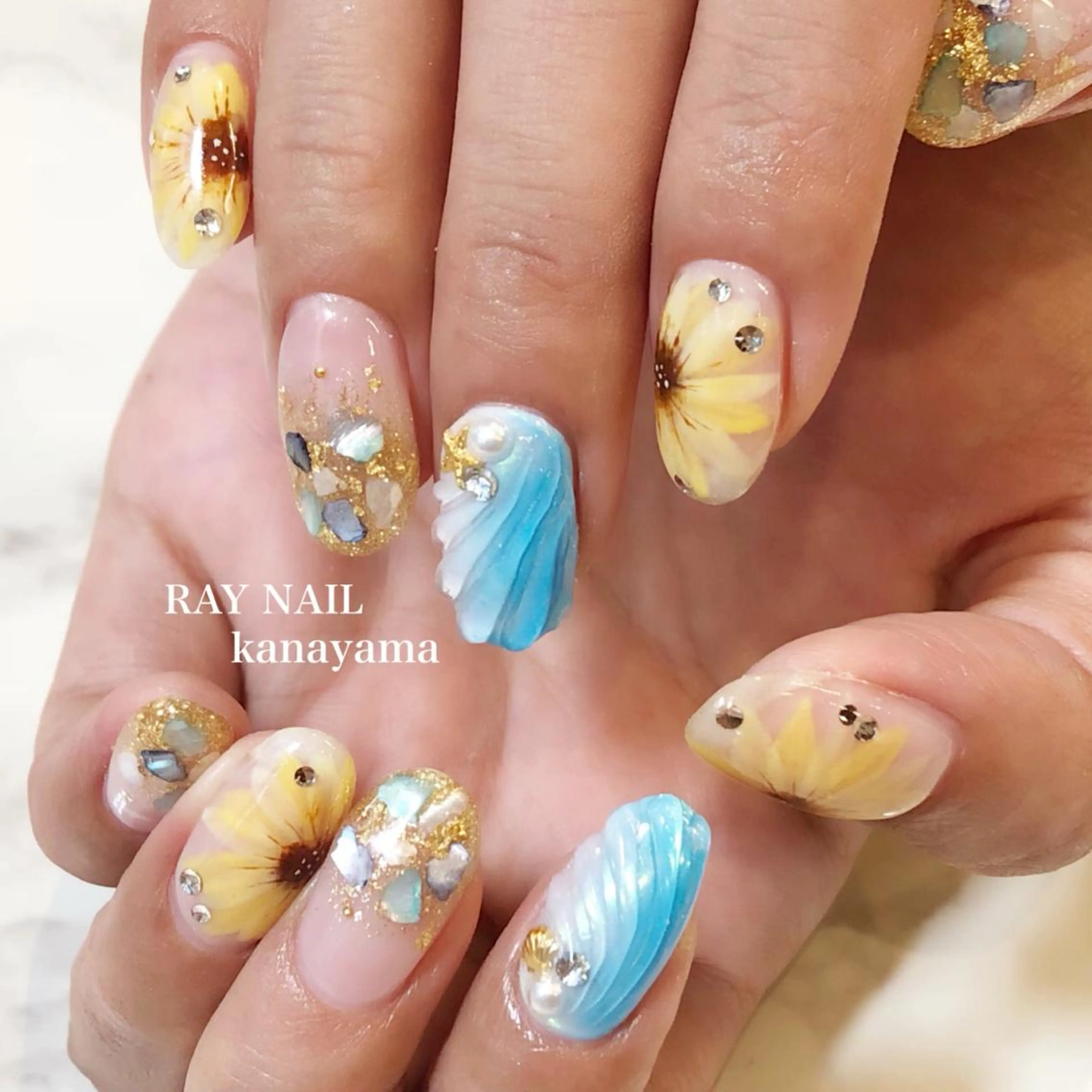 ネイル Arowa 伊田のネイルデザイン