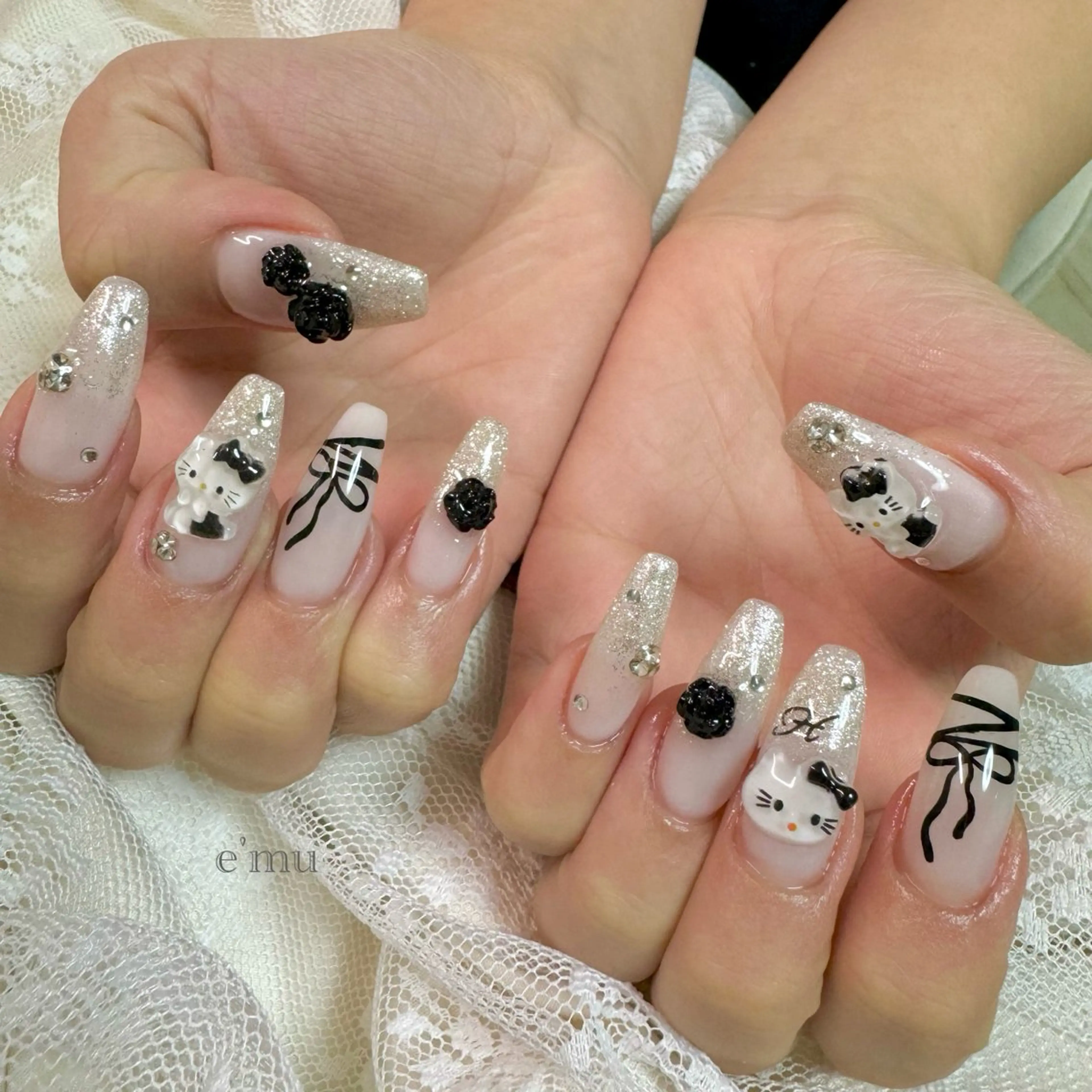 ネイル フレンチネイル ガーリー ハンドネイル nail salon e'mu💐のネイルデザイン