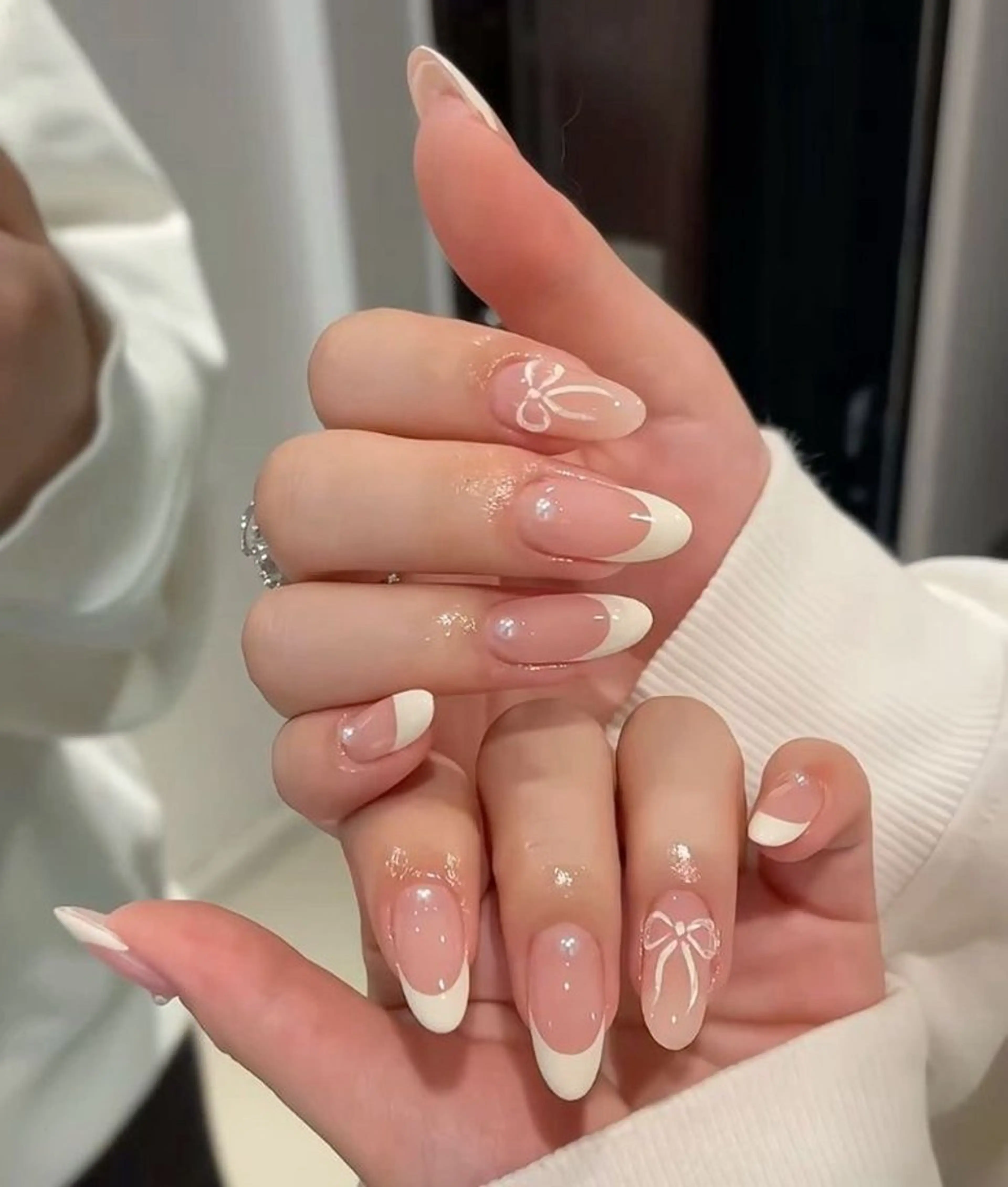 ネイル チークネイル フレンチネイル グラデーション 韓国ネイル マグネットネイル ハンドネイル Hana nail所属・Hana Nailのネイルデザイン