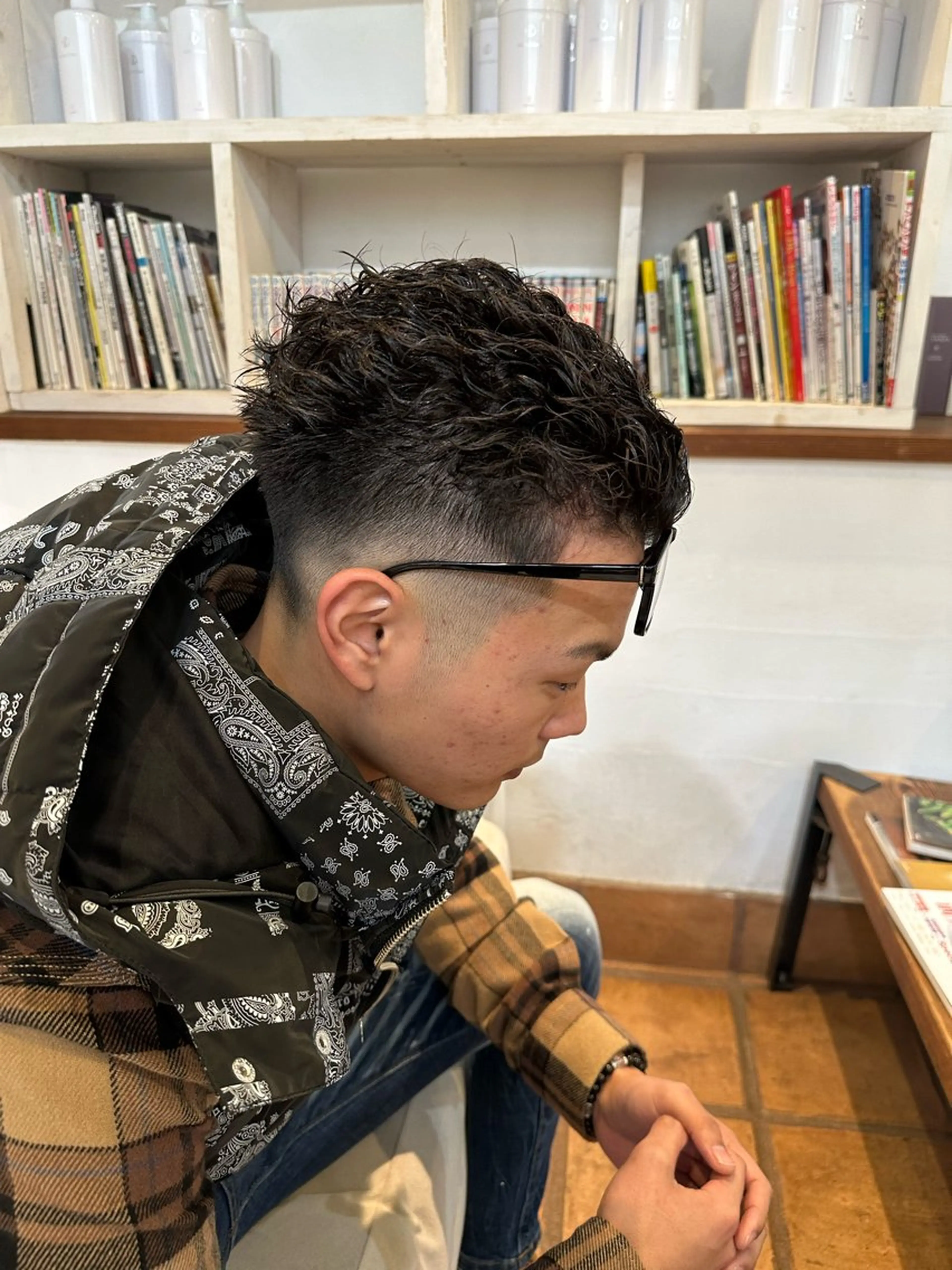 ショート パーマ メンズ フェードカット メンズパーマ スキンフェード カット パーマ KAKERU/ボブ/ ショート/パーマ🌱のヘアスタイル