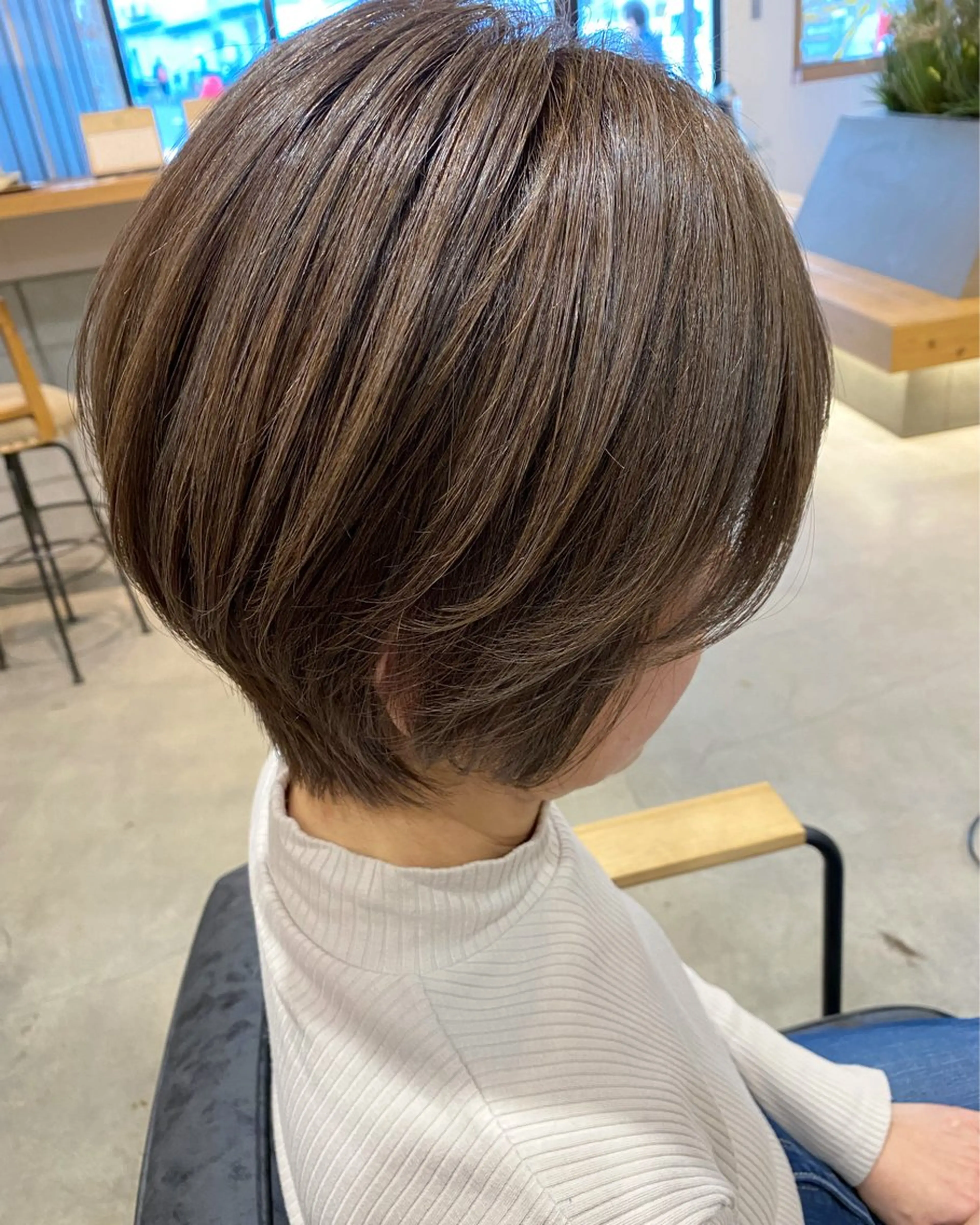 ショート カラー 🩷🍭中津・梅田 エリア🍬💜のヘアスタイル