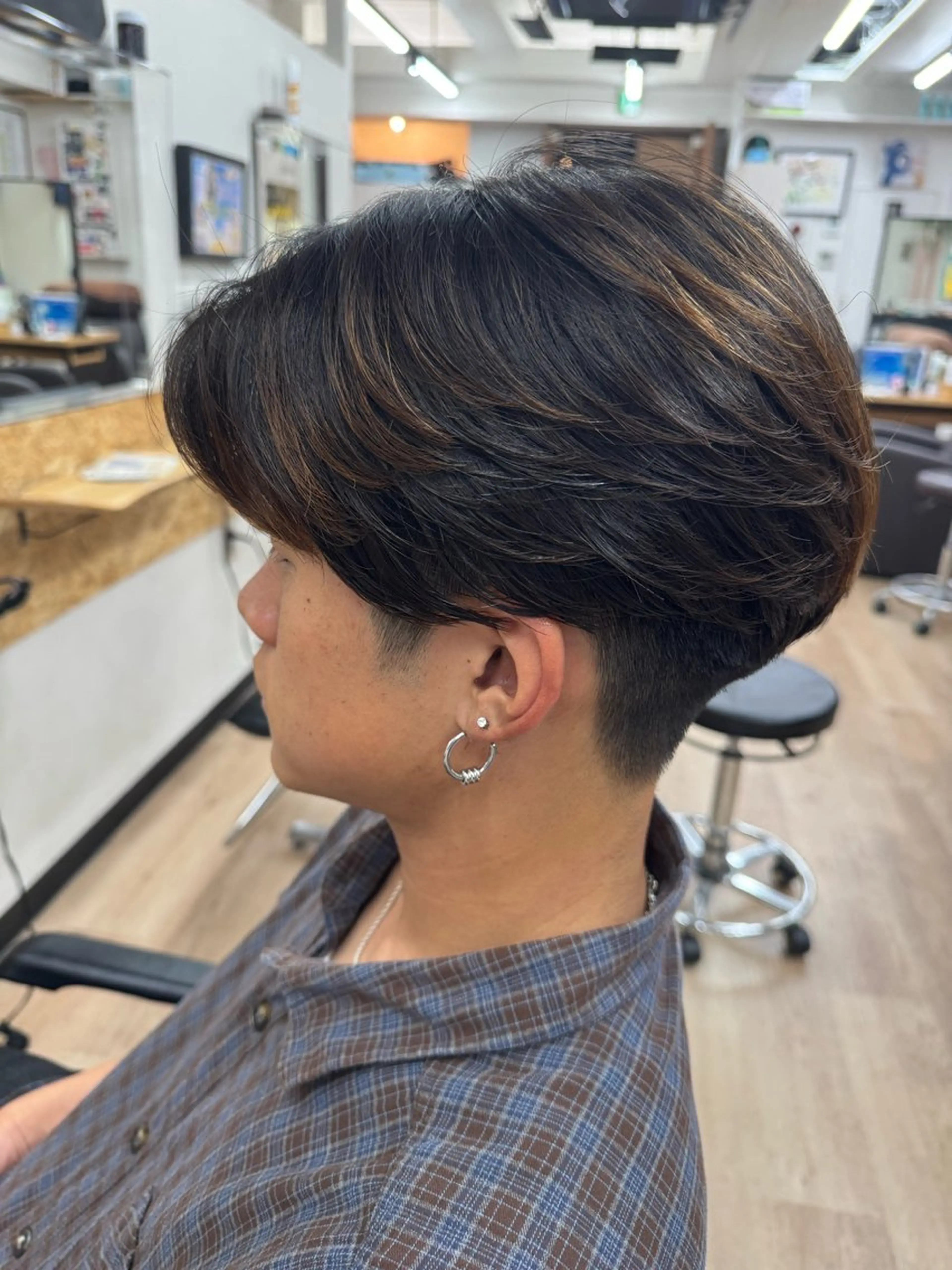 ショート パーマ ハイトーンカラー メンズパーマだいきのヘアスタイル