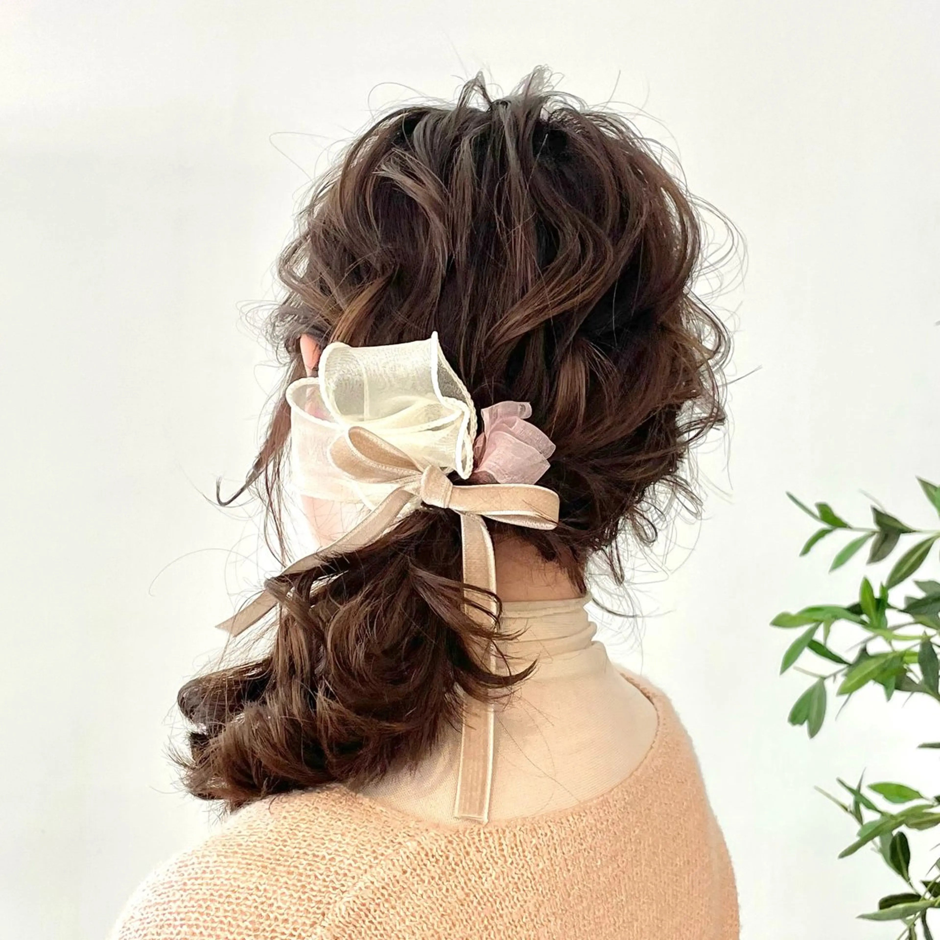 ミディアム ヘアアレンジ ヘアセット 透明感カラー/ネイル COCORO 🎀のヘアスタイル