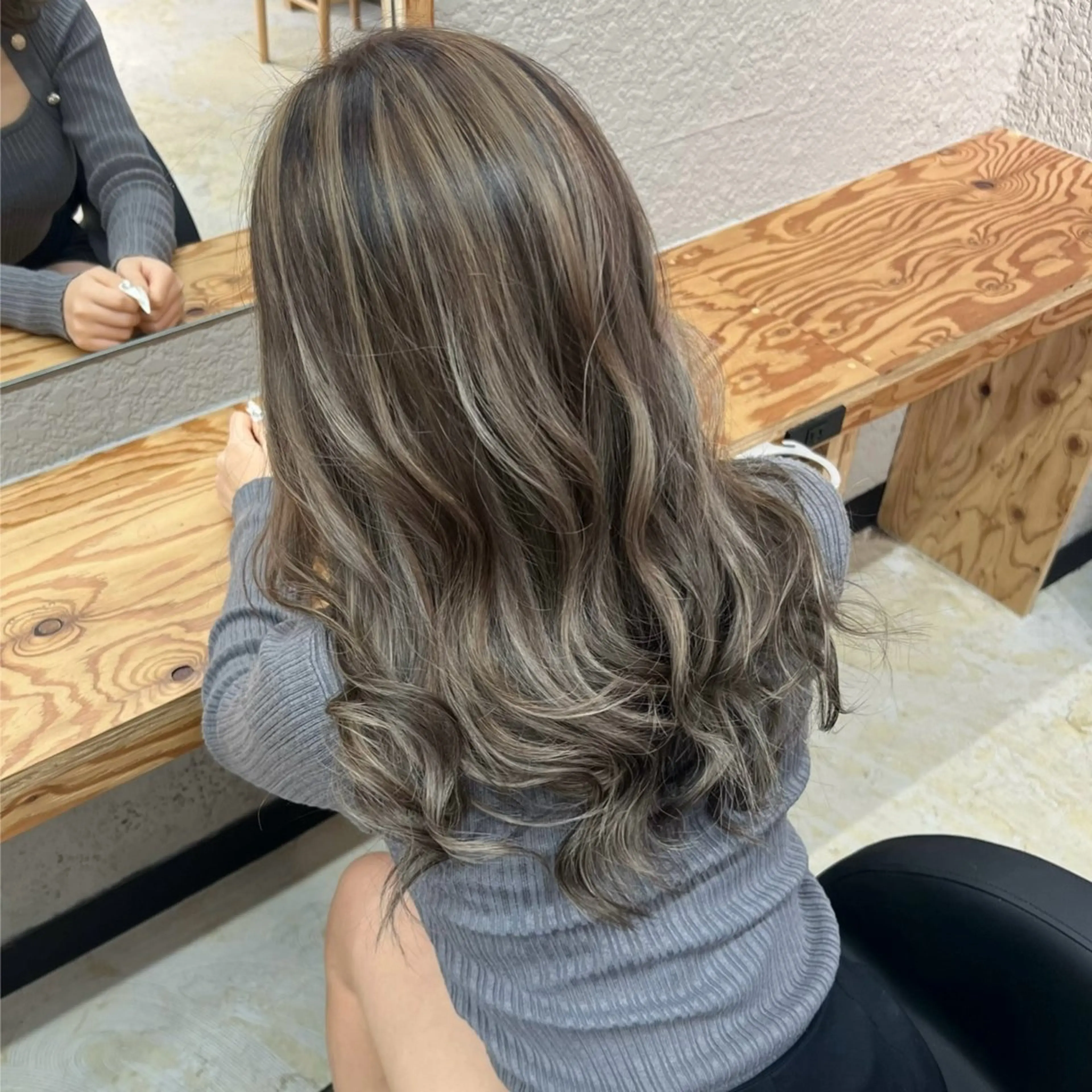 セミロング カラー 💖難波レイヤー カット💖ツバサのヘアスタイル
