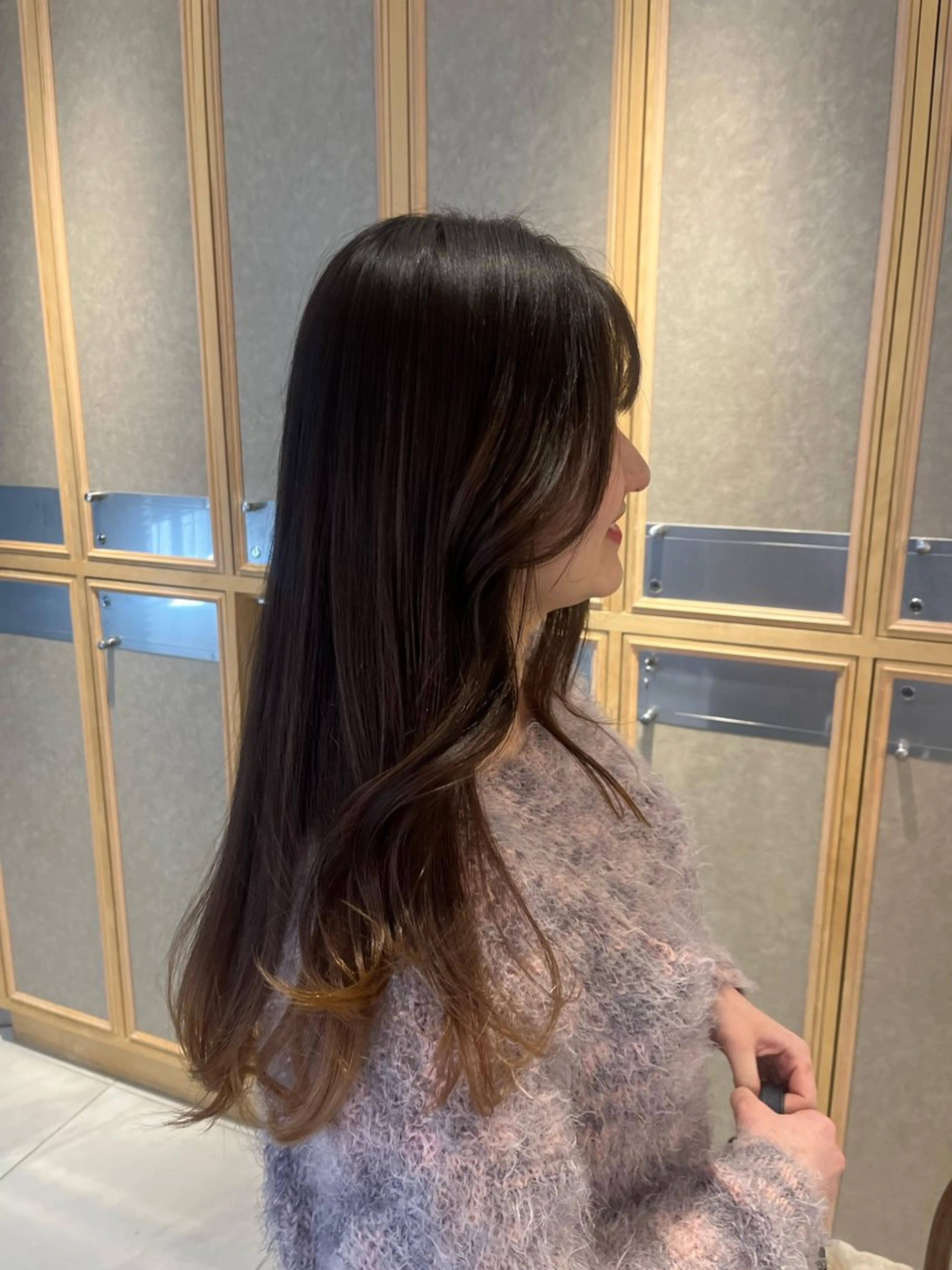 ロング ナミ🩶暗髪/暖色 ❤️/透明感/縮毛のヘアスタイル