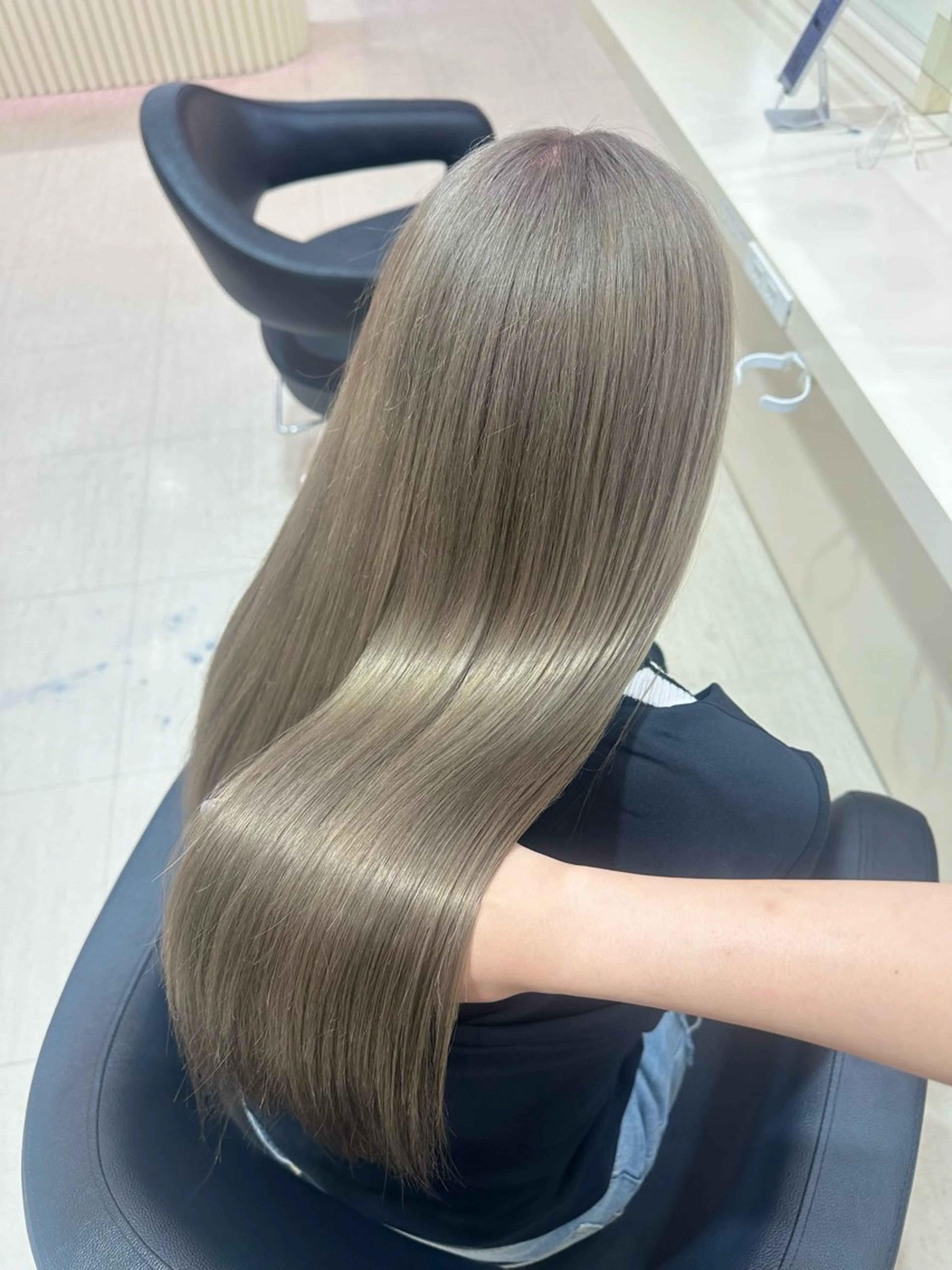 ロング カラー 🤍韓国大人っぽ ベージュMAI🤍のヘアスタイル