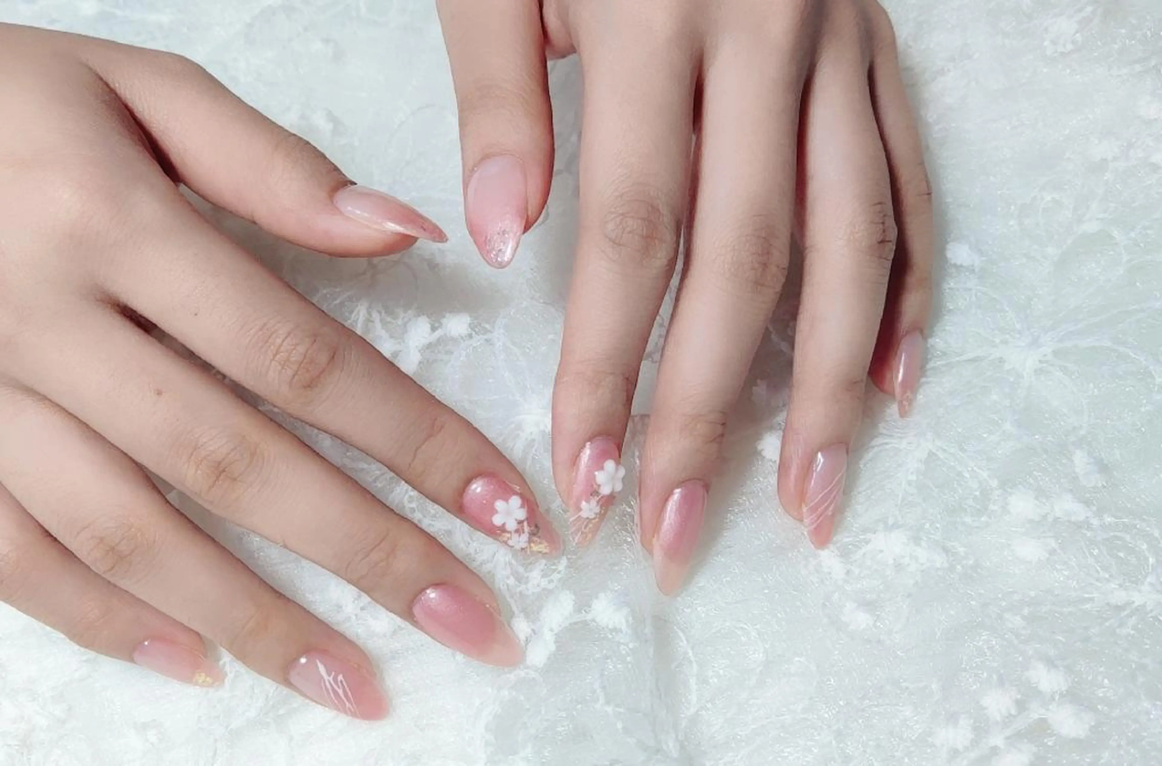 ネイル ハンドネイル E·U·B ネイル所属・横浜市中区曙町 E·U·Bネイルのネイルデザイン