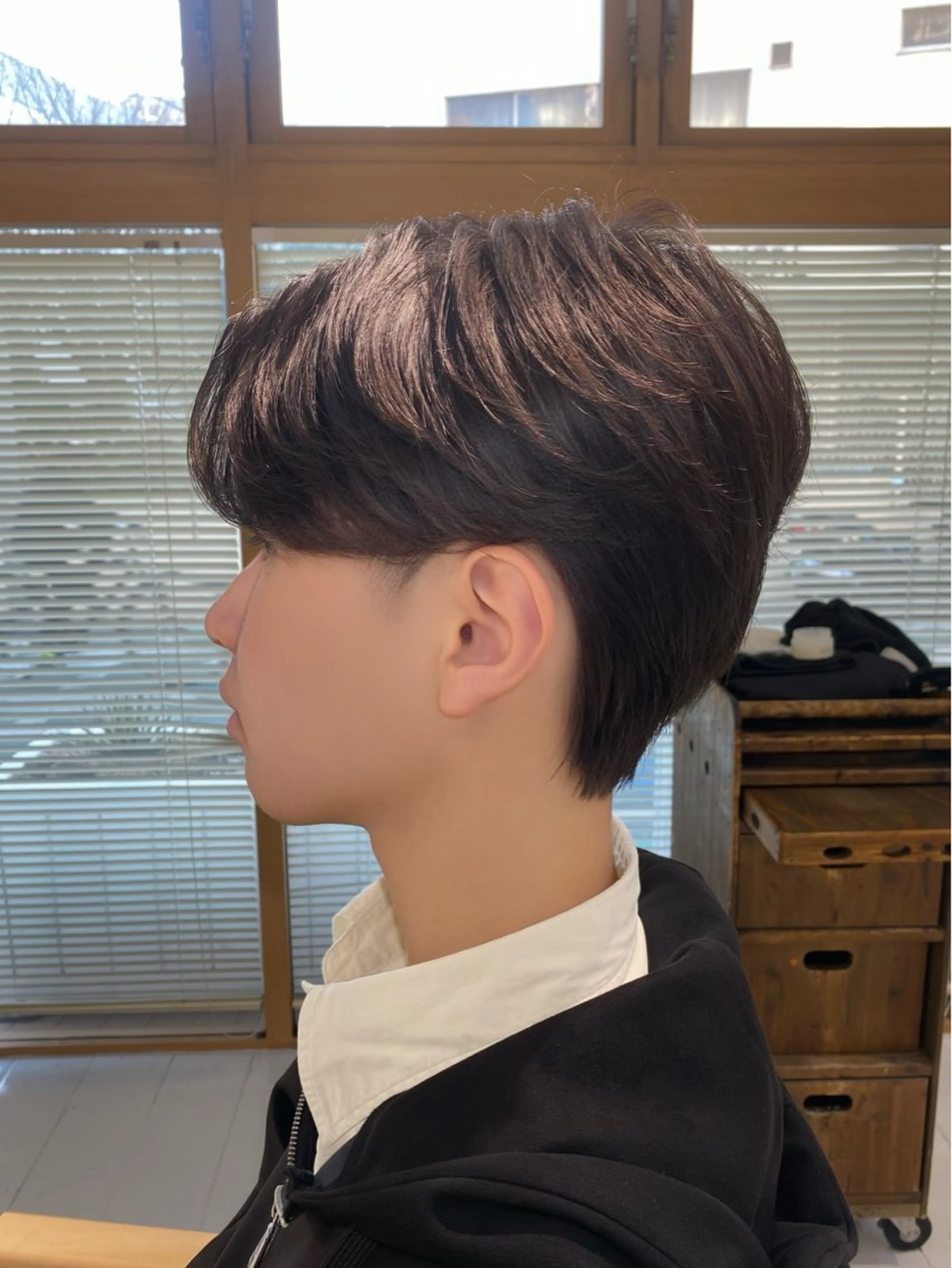 🎨【垢抜け男子に人気】透明感カラー＋カットの写真