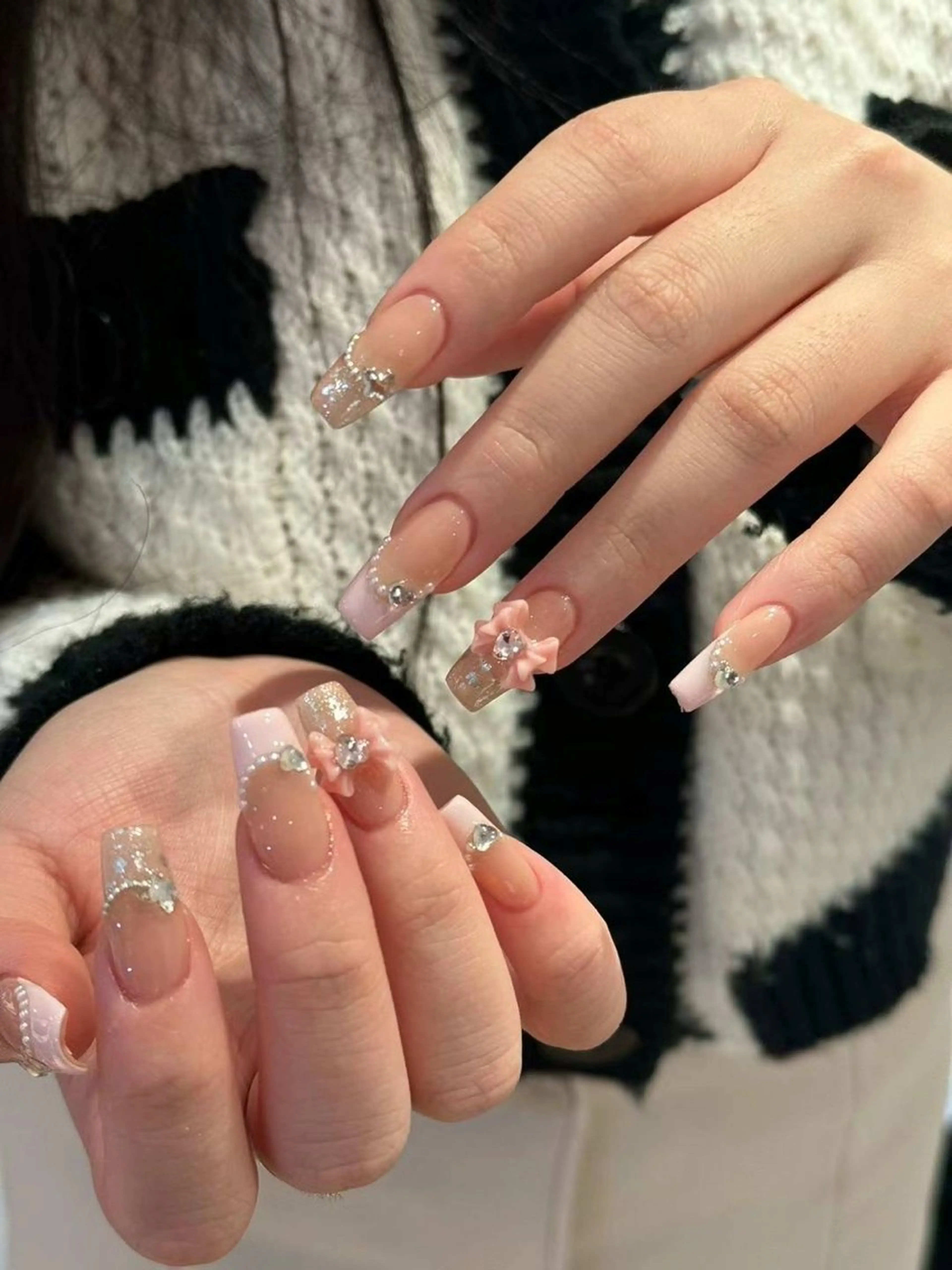 ネイル Lynn_ Nailのネイルデザイン