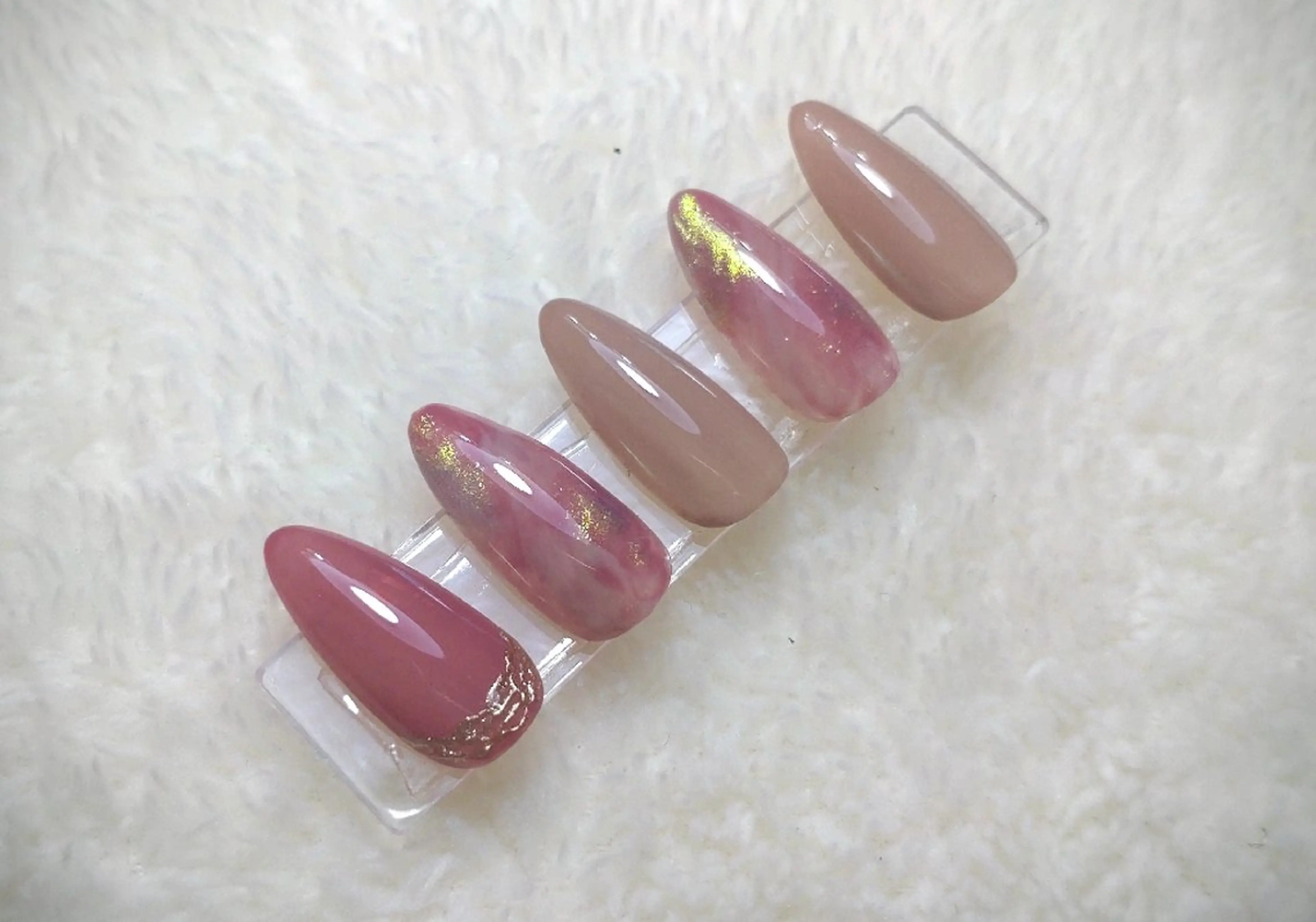 ネイル Nailsalon Latteのネイルデザイン