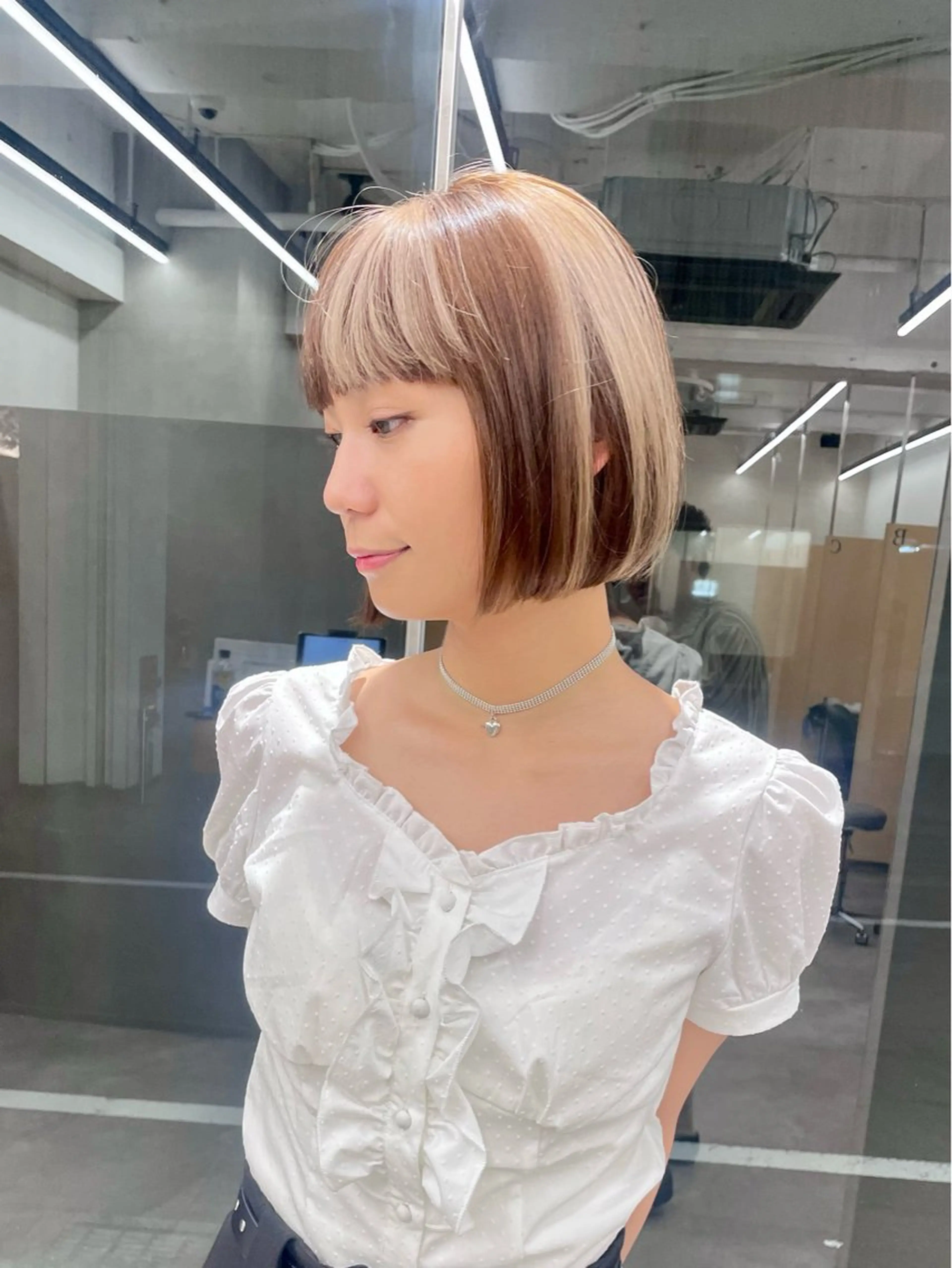 デザインカラー・インナーカラーorアンブレラカラー(ブリーチ込み)＋トリートメント🌈デザインカラーご希望の方の写真