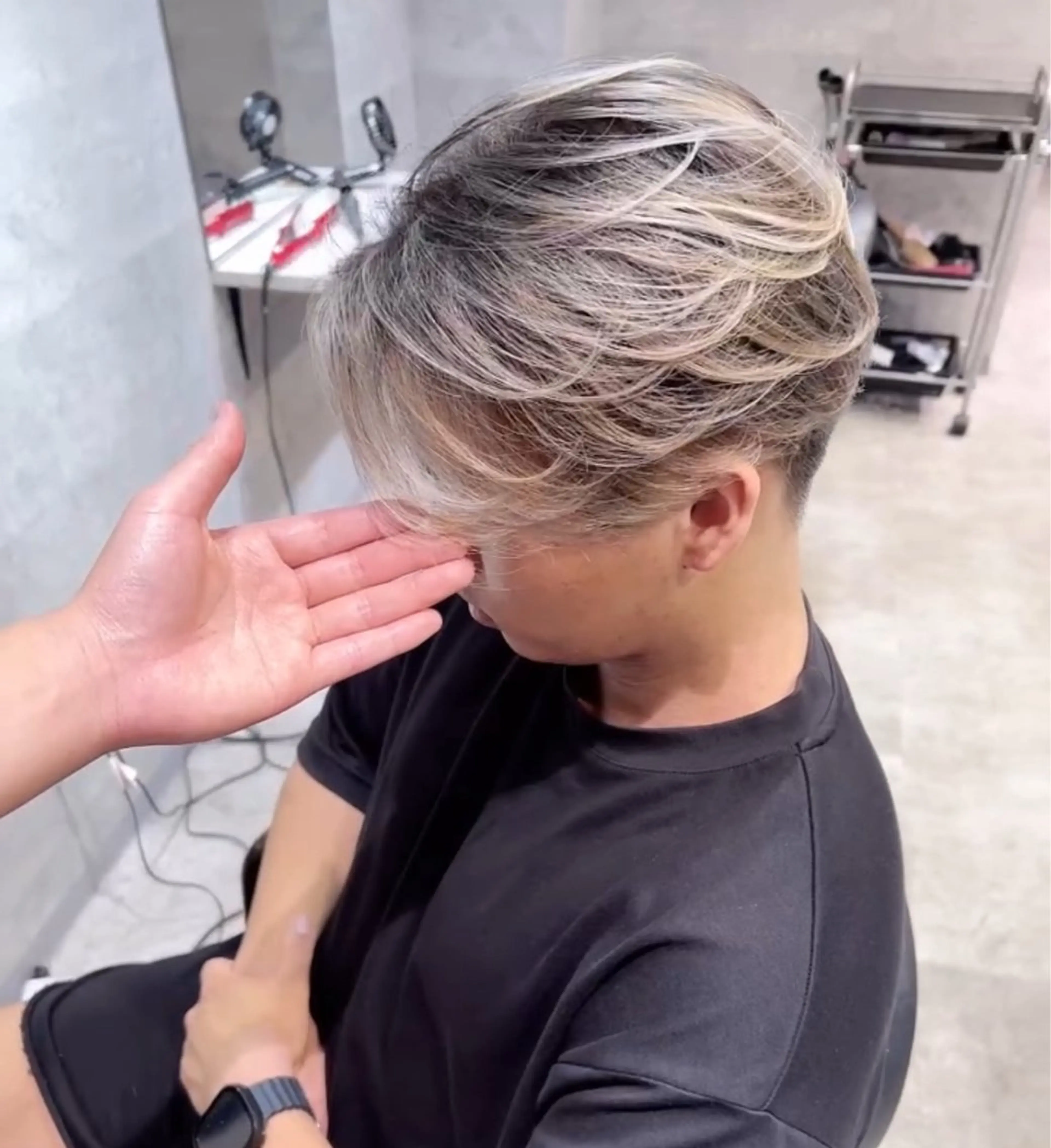 メンズ メンズバレイヤージュ カット ヘアカラー 武元裕聖/ 大阪難波美容師のヘアスタイル