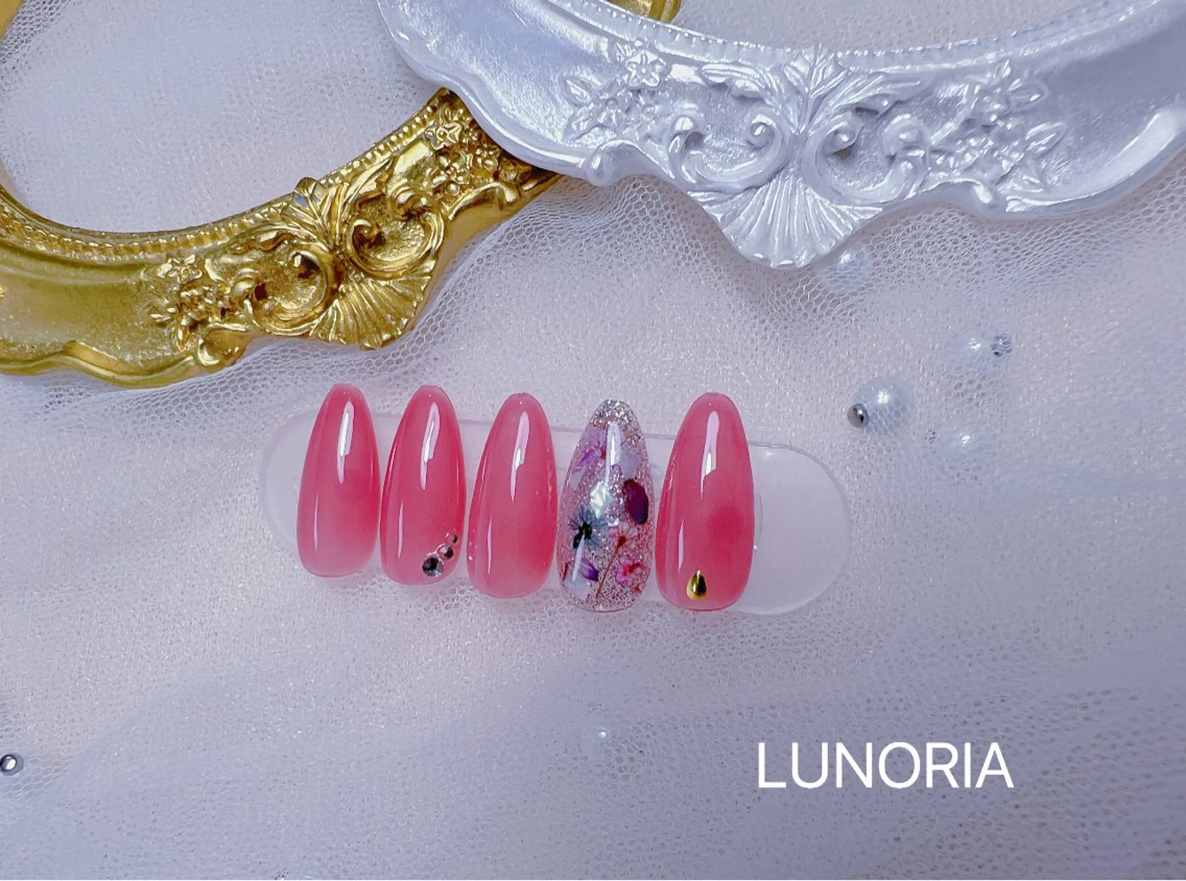 ネイル ハンドネイル LUNORIA nail salonのネイルデザイン