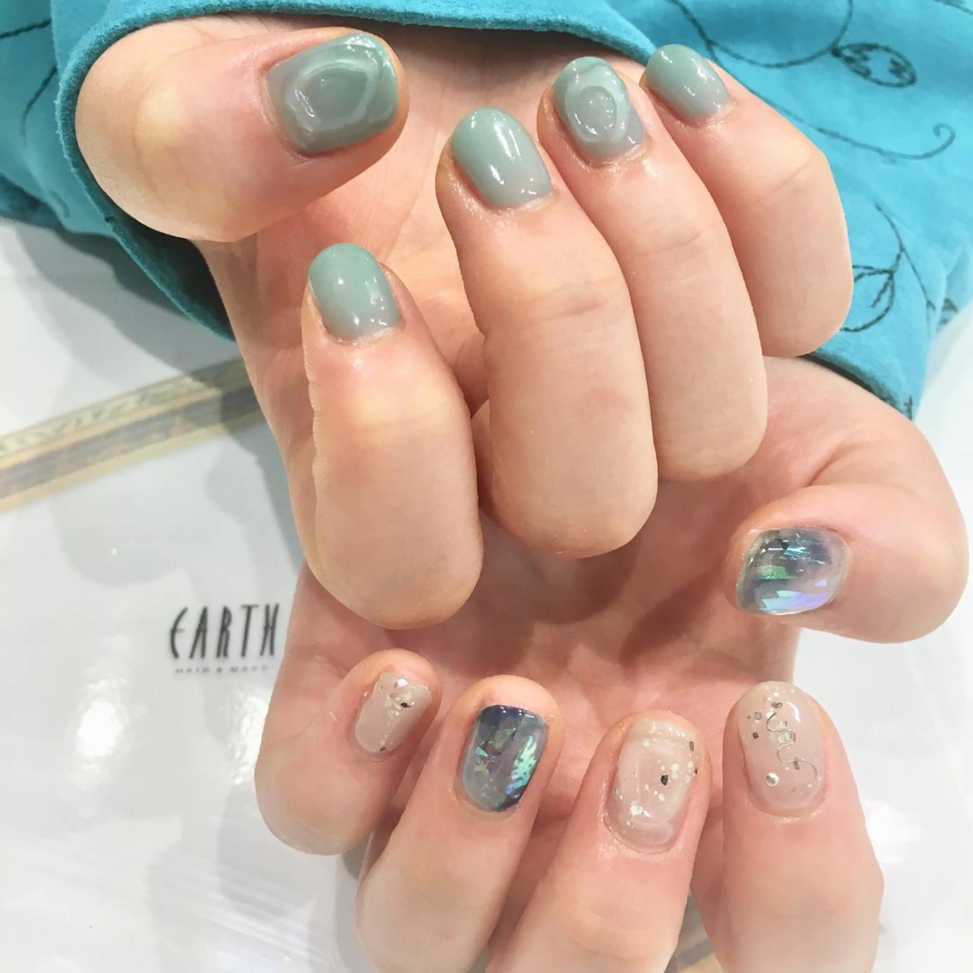 ネイル ブルー ニュアンスネイル ハンドネイル 佐藤 まりえのネイルデザイン