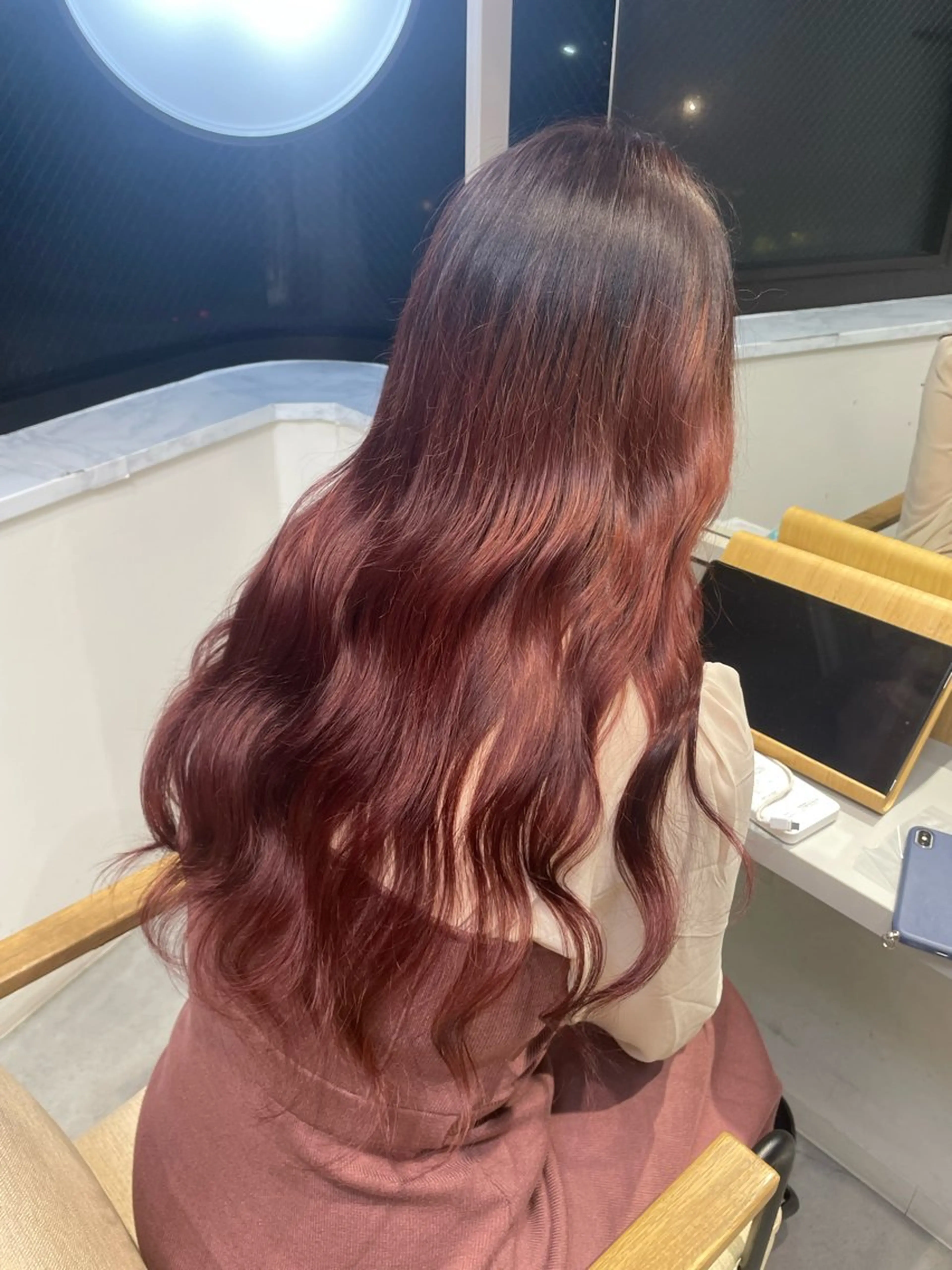ロング カラー 韓国風カラー レッドカラー 韓国風ヘア ヘアカラー トリートメント fuka/梅田/ ミルクティーベージュのヘアスタイル