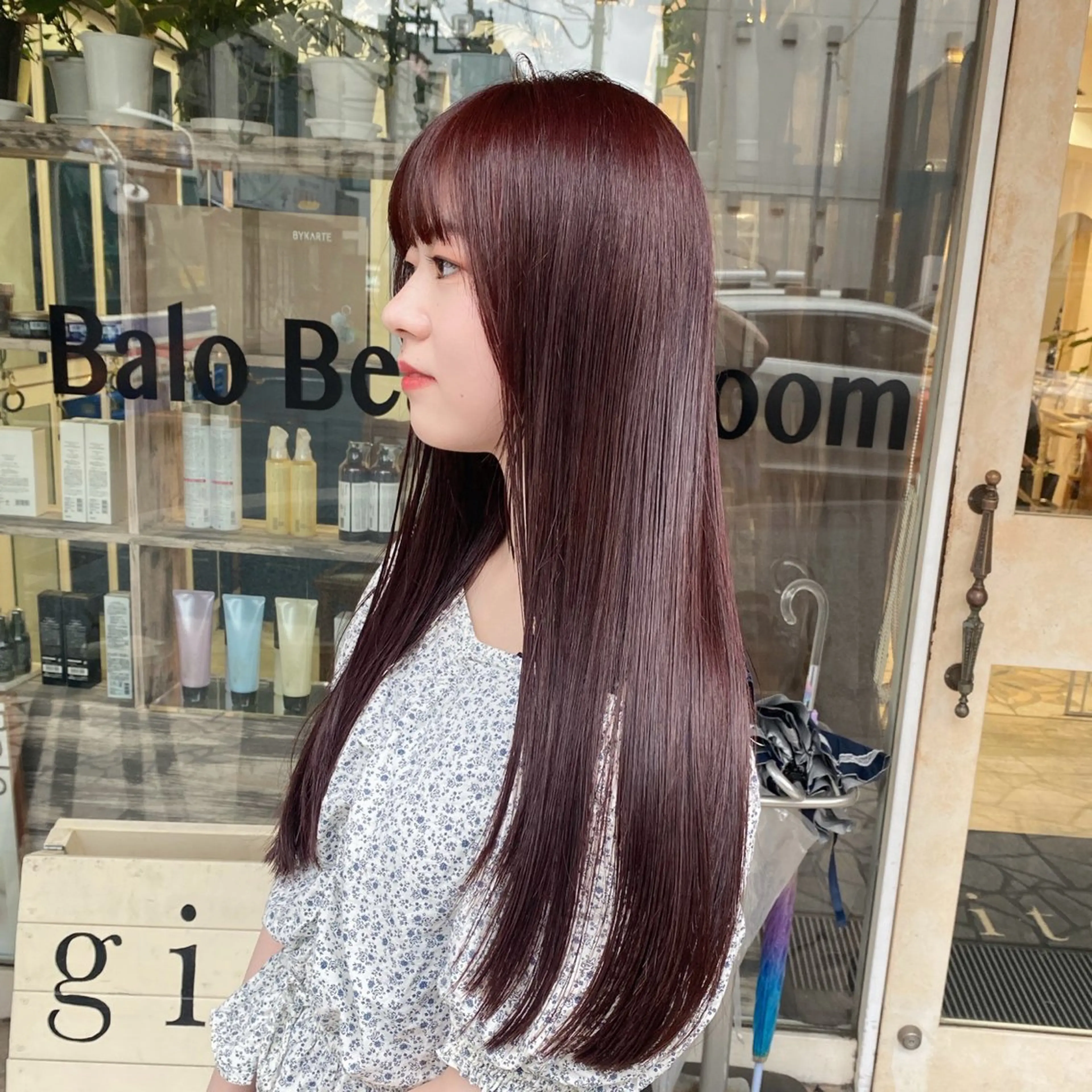 ロング カラー ボルドーカラー 髪質改善 カット 縮毛矯正 ウルフ/レイヤー /パーマ　ナユタのヘアスタイル