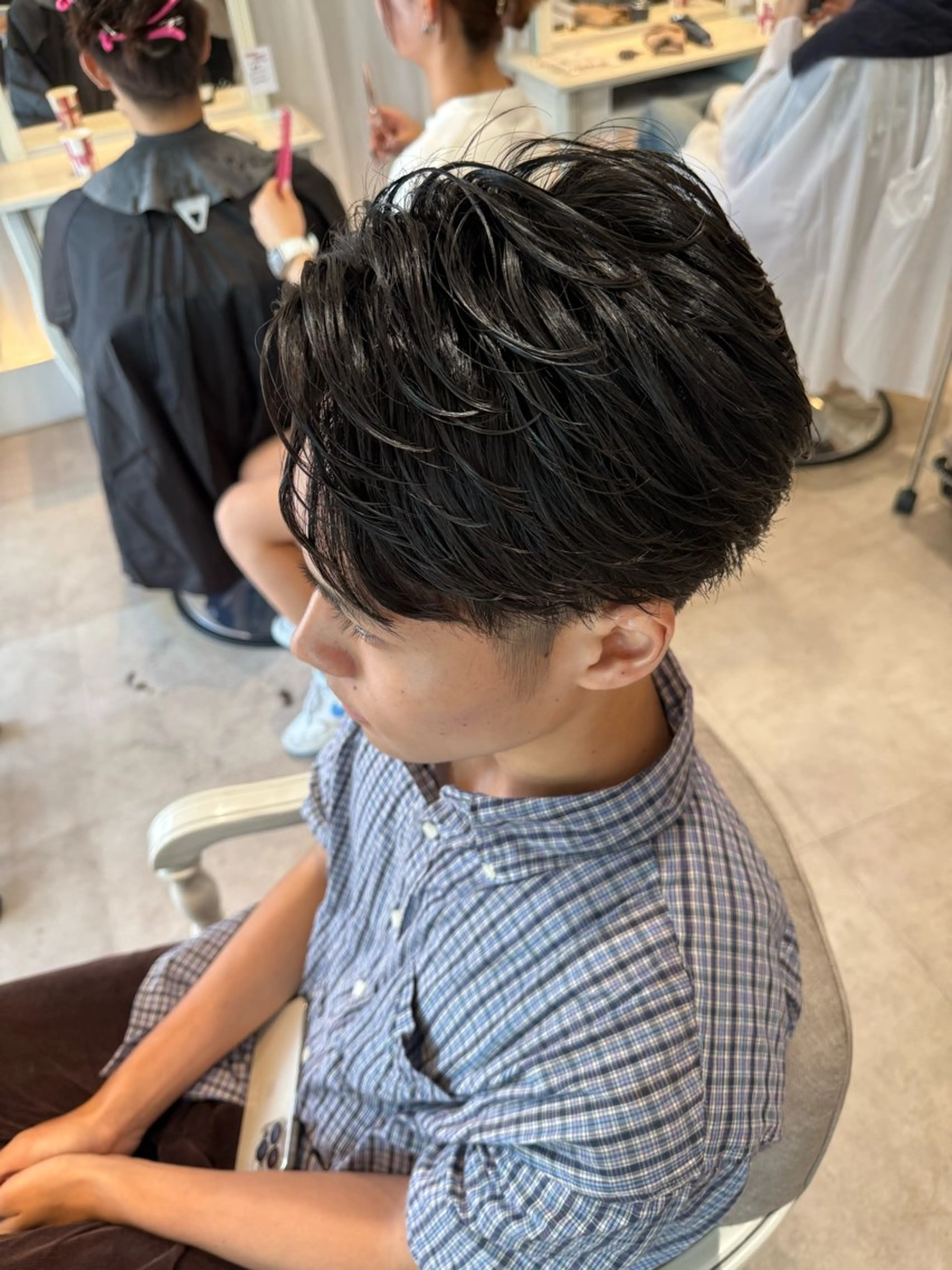 メンズカット+フェザーorニュアンスパーマモデルの写真